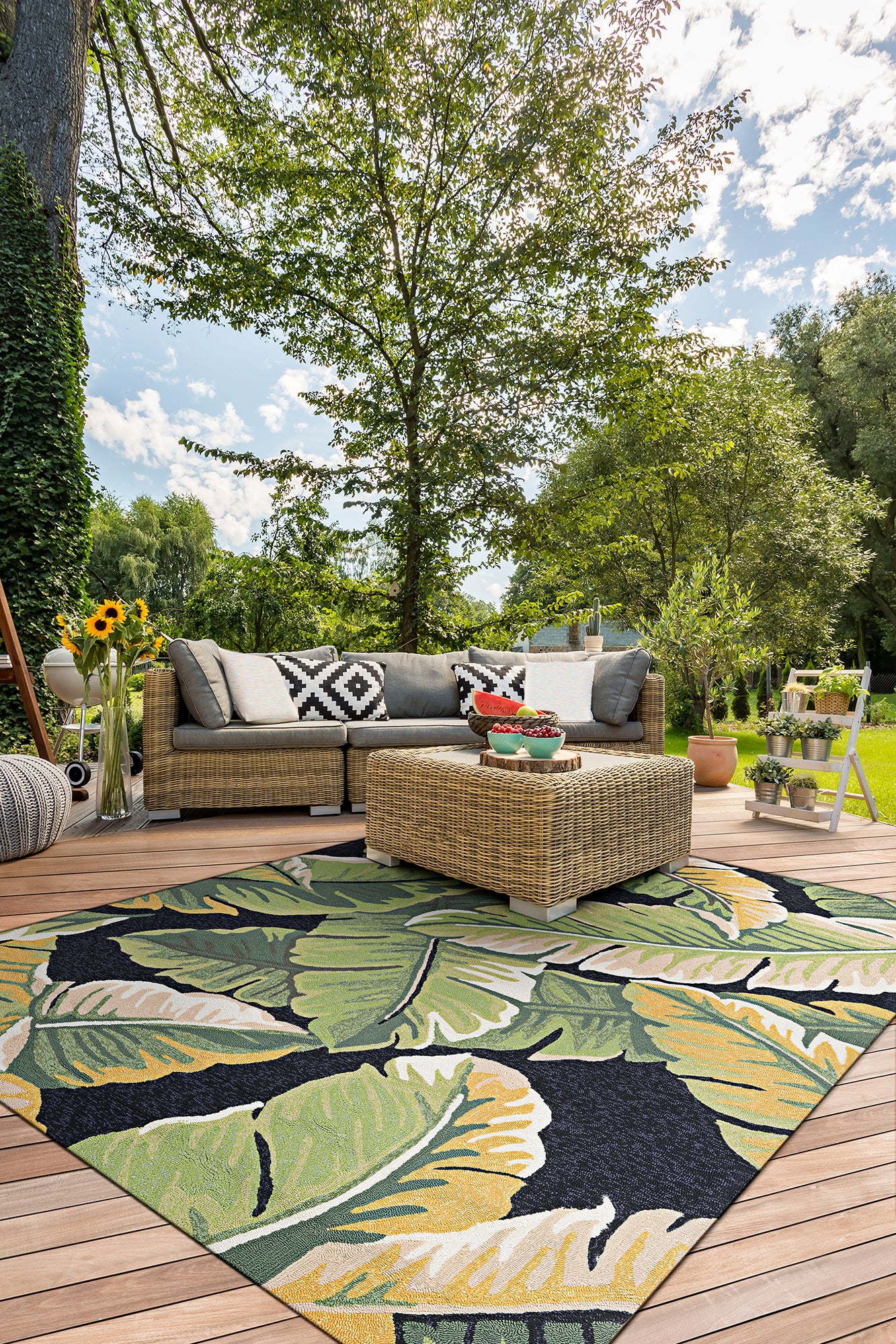 COVINGTON 4972 HAND-HOOKED Synthetic Blend Indoor/Outdoor  Area Rug By Couristan Rugs