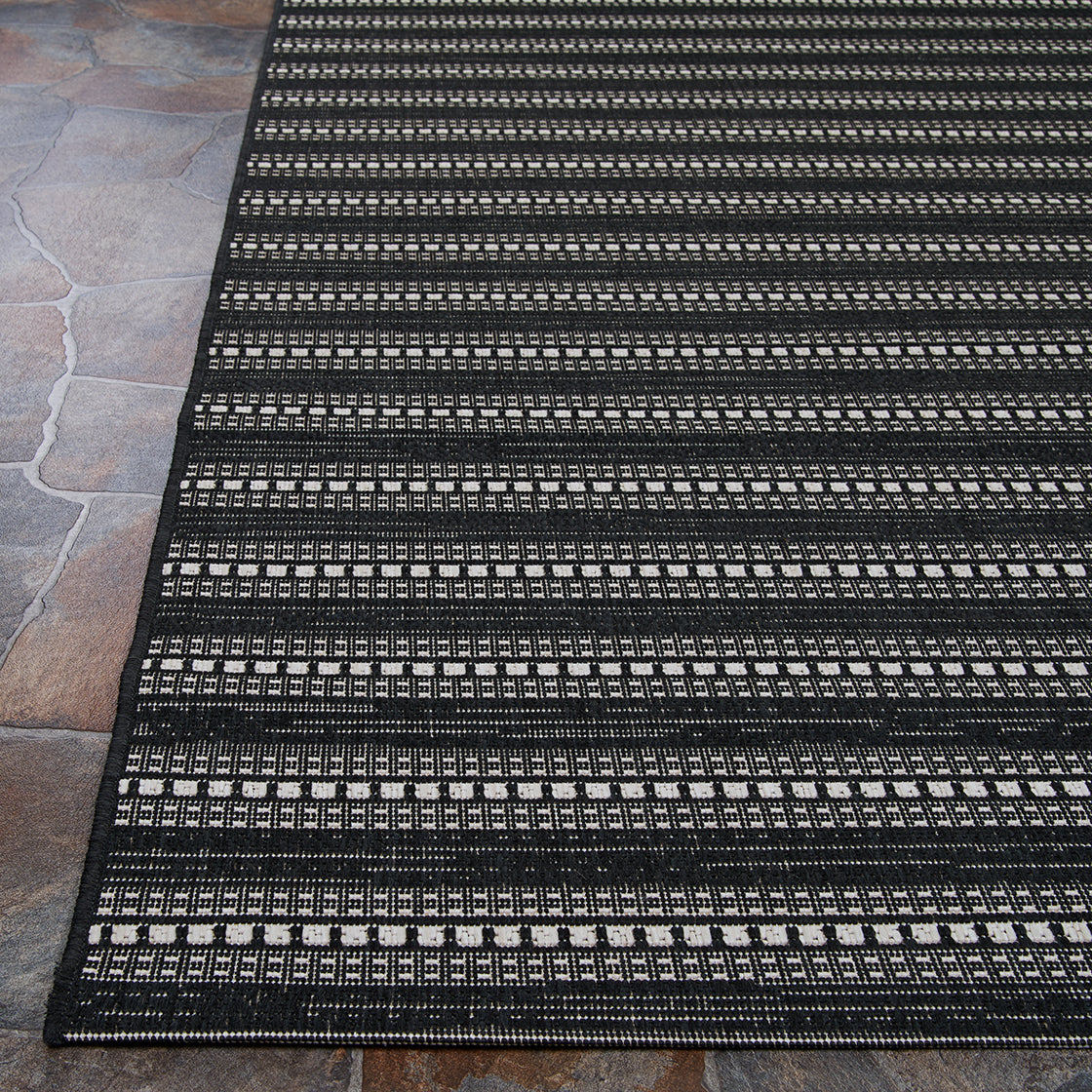 AFUERA 5262 POWER-LOOMED Synthetic Blend Indoor/Outdoor  Area Rug By Couristan Rugs