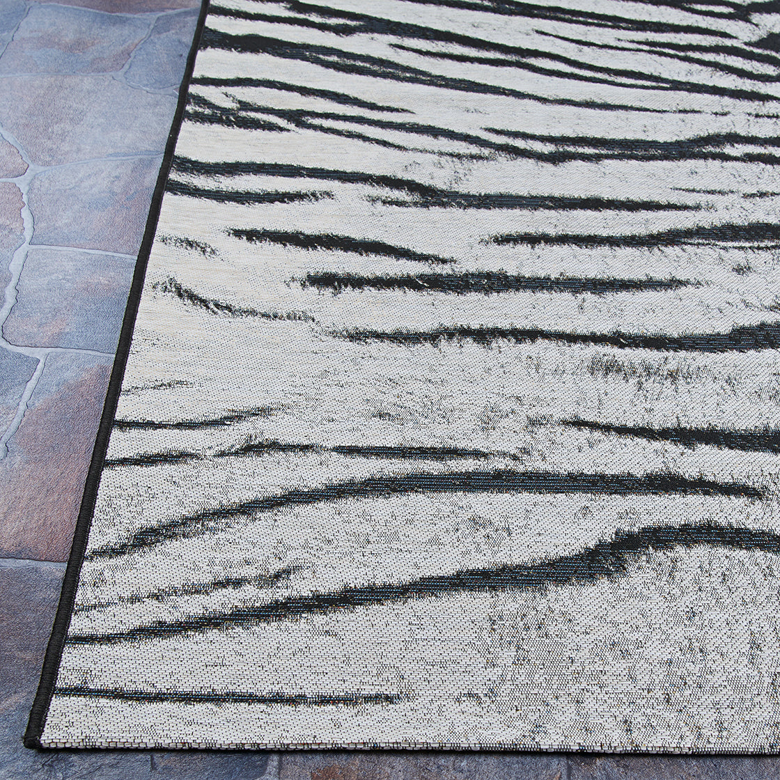 DOLCE 5755 POWER-LOOMED Synthetic Blend Indoor/Outdoor  Area Rug By Couristan Rugs