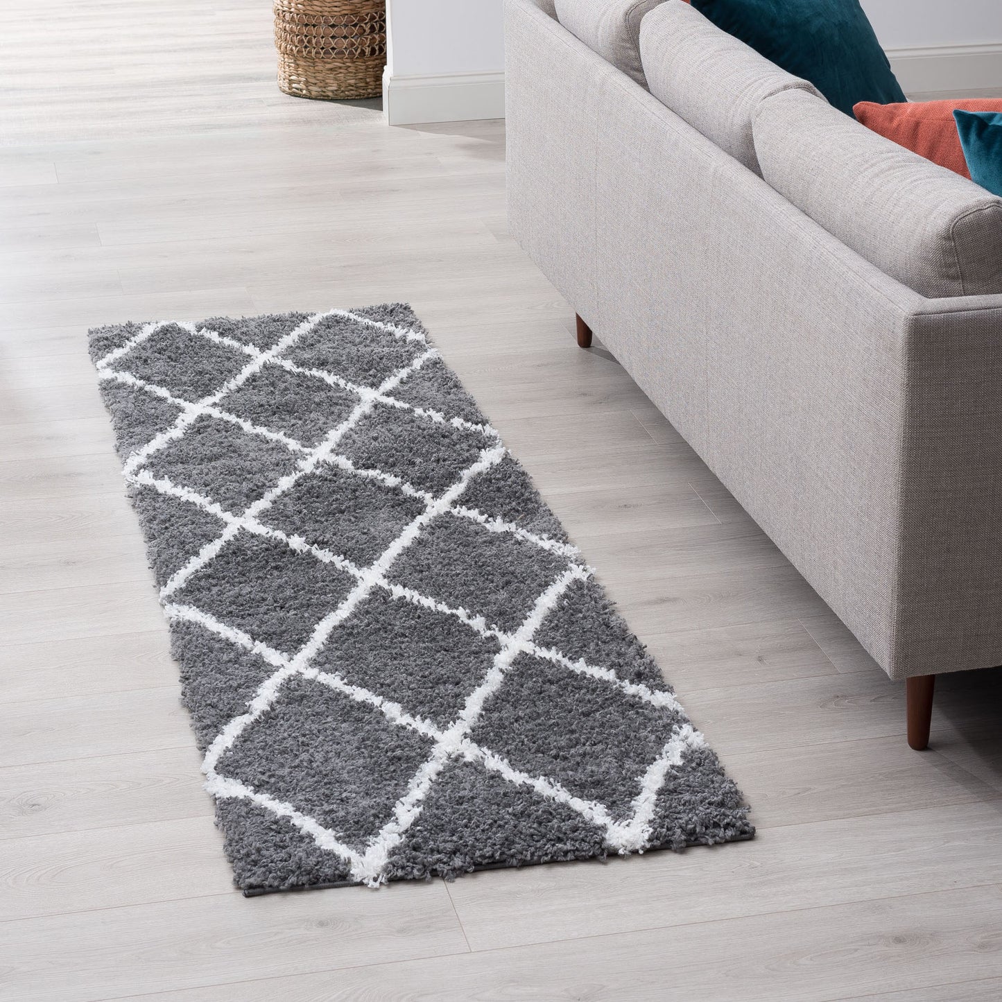 Tayse Diamond Area Rug JRS11-Mira Contemporary Cut Pile Indoor Polypropylene