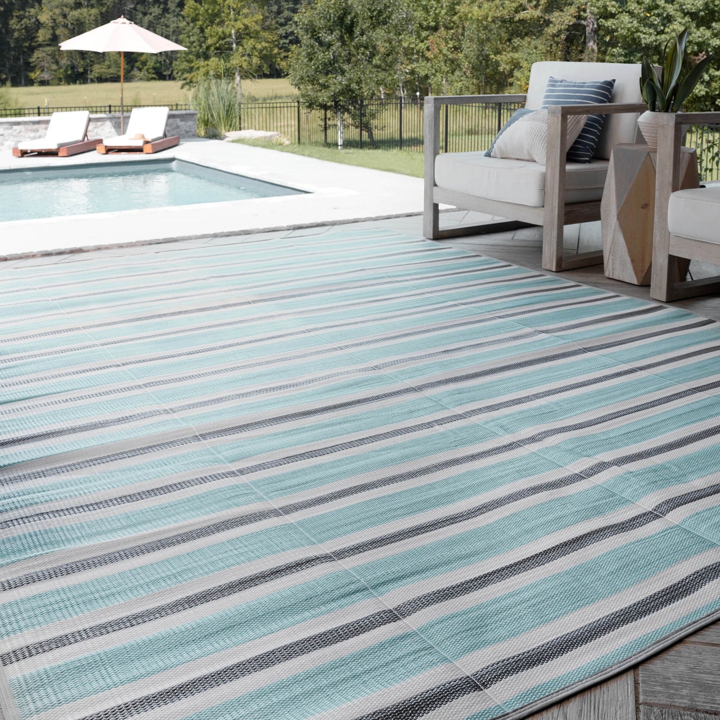 Tayse Stripes Area Rug LNA12-Seattle Contemporary Flat Weave Indoor/Outdoor Polypropylene