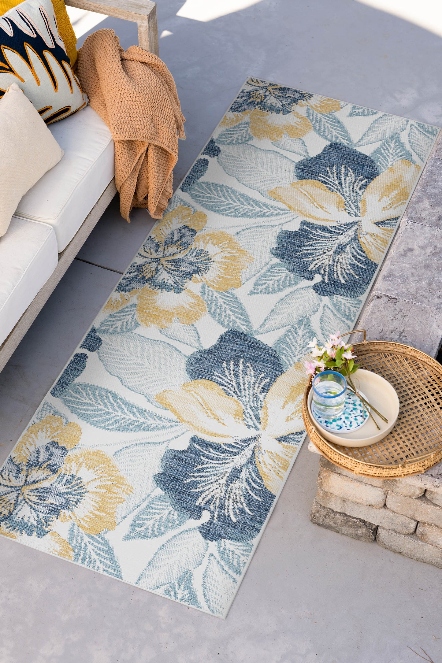 Tayse Floral Area Rug FLO14-Ramon Contemporary Flat Weave Indoor/Outdoor Polypropylene