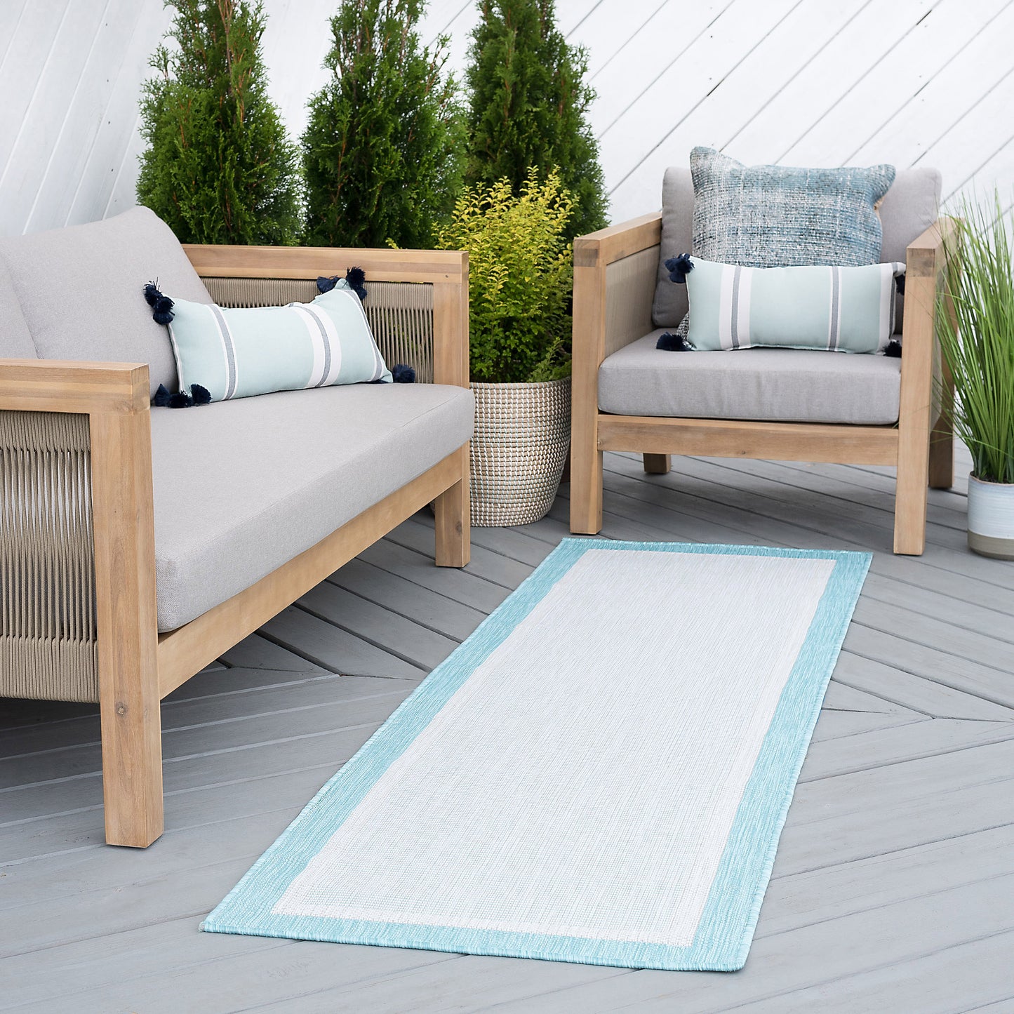 Tayse Solid Border Area Rug ECO12-Dania Transitional Flat Weave Indoor/Outdoor Polypropylene