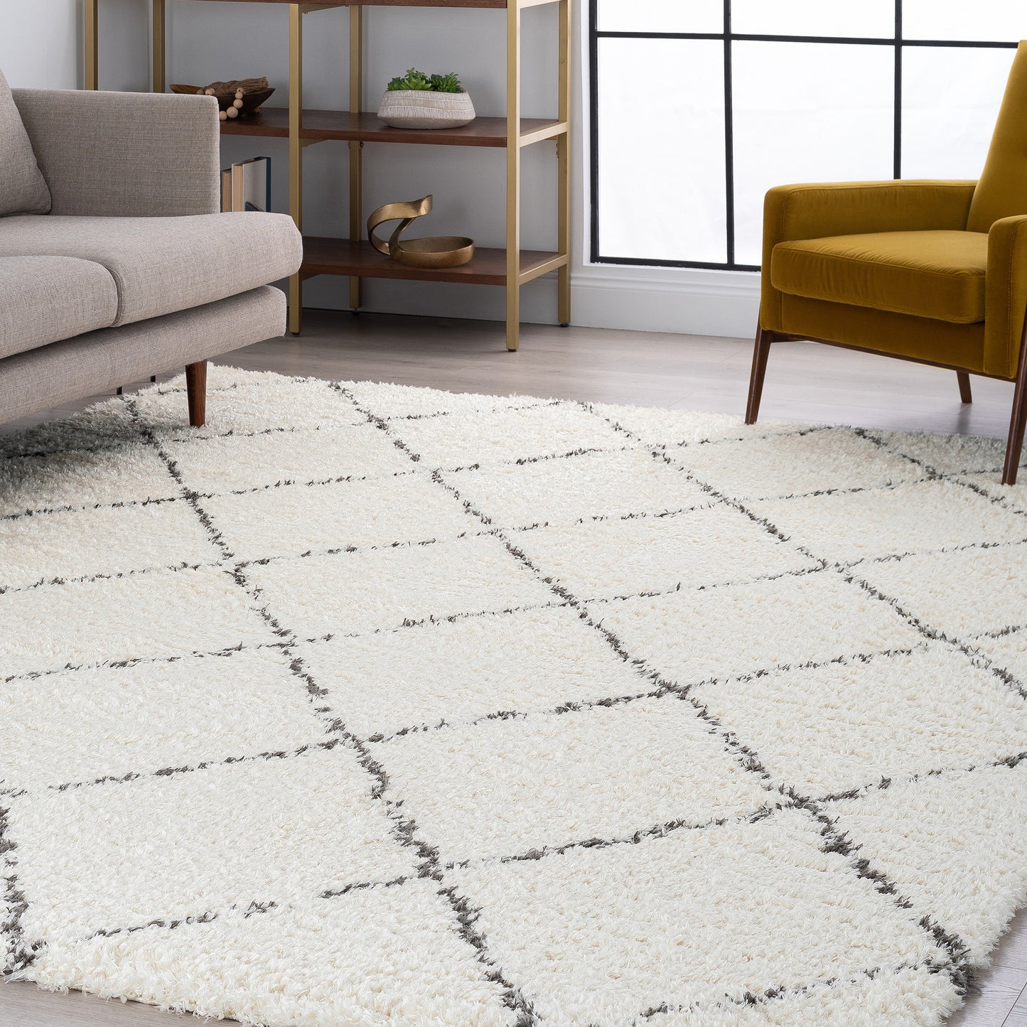 Tayse Diamond Area Rug HEA11-Harold Contemporary Cut Pile Indoor Polyester