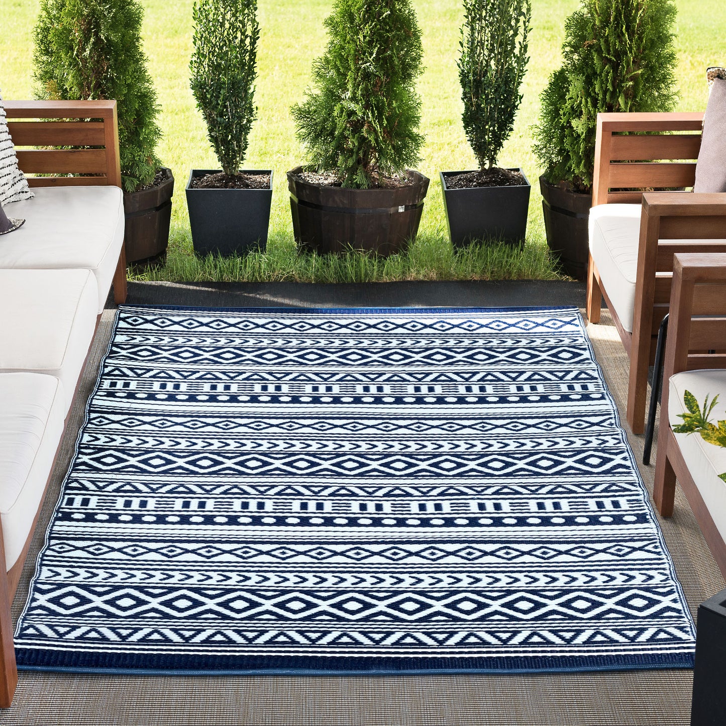 Tayse Stripe Area Rug SUN18-Anubis Contemporary Flat Weave Indoor/Outdoor Polypropylene