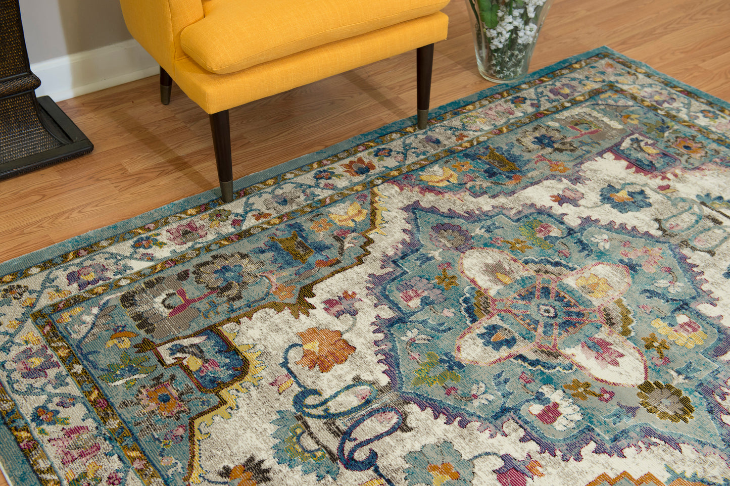 1830-Kent Synthetic Blend Indoor Area Rug by United Weavers