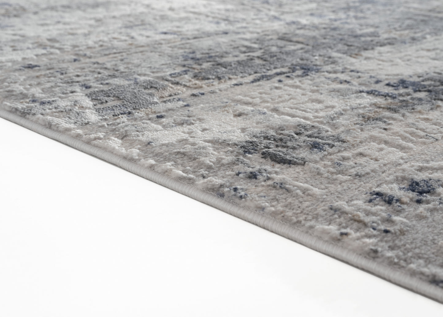 2601-Mazama Synthetic Blend Indoor Area Rug by United Weavers