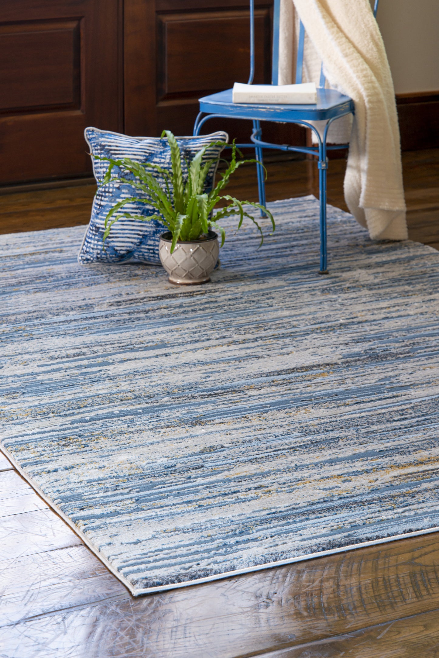2610-Casino Synthetic Blend Indoor Area Rug by United Weavers