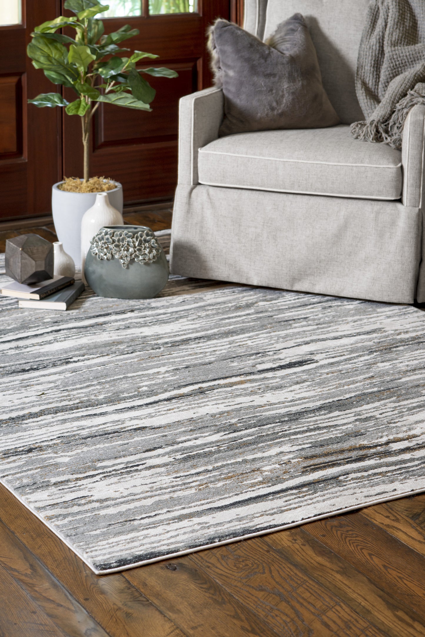 2610-Casino Synthetic Blend Indoor Area Rug by United Weavers