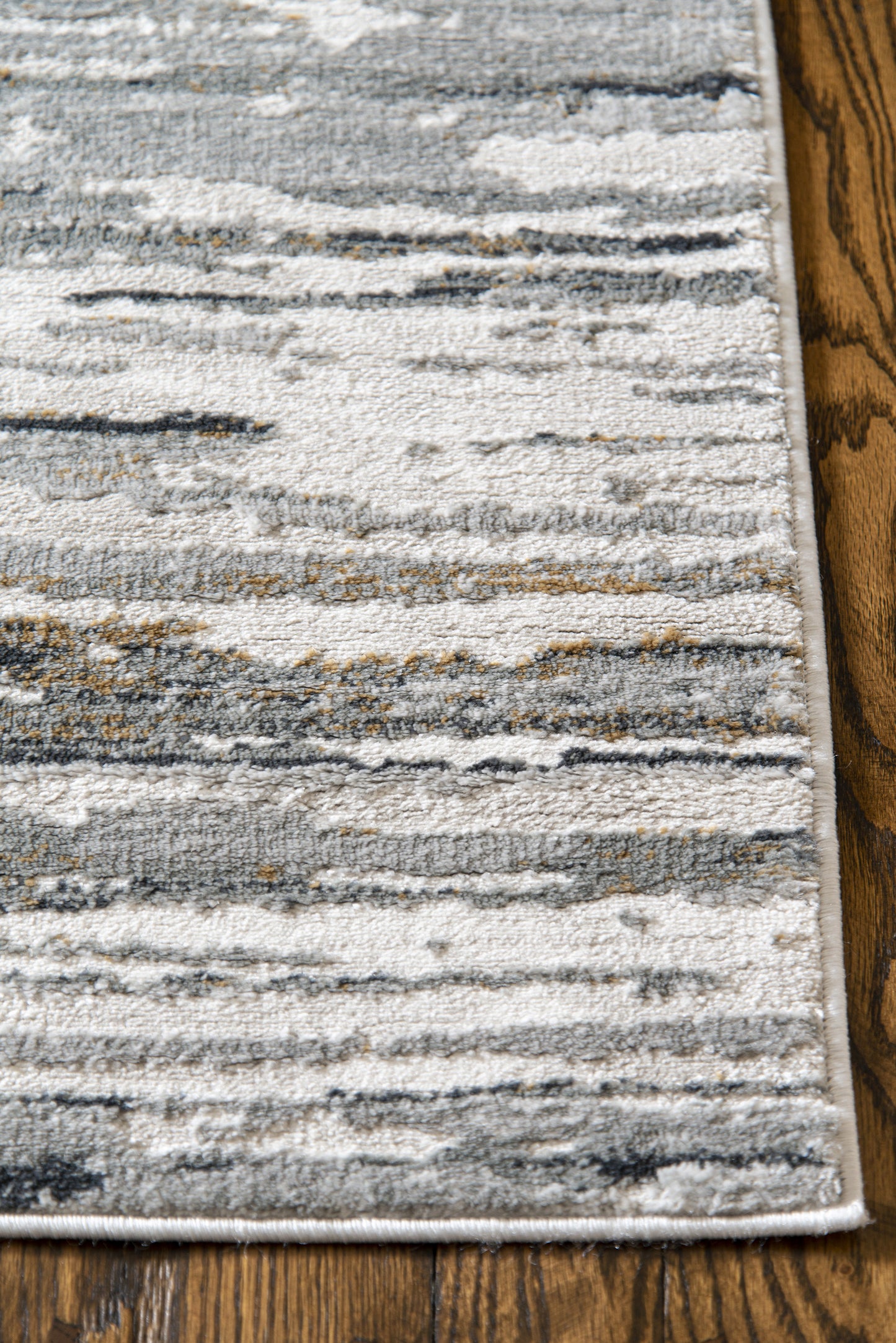 2610-Riseley Synthetic Blend Indoor Area Rug by United Weavers