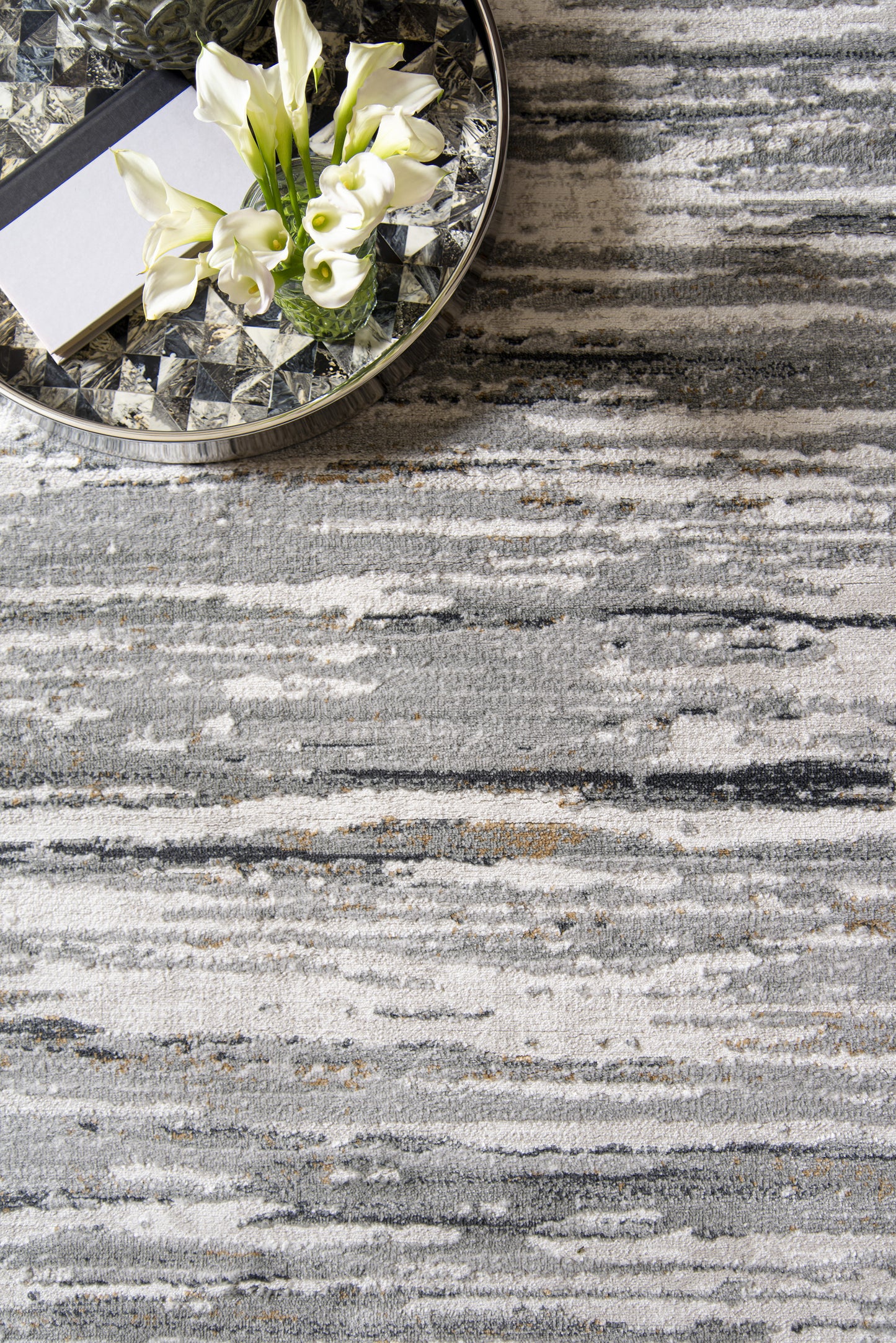 2610-Riseley Synthetic Blend Indoor Area Rug by United Weavers