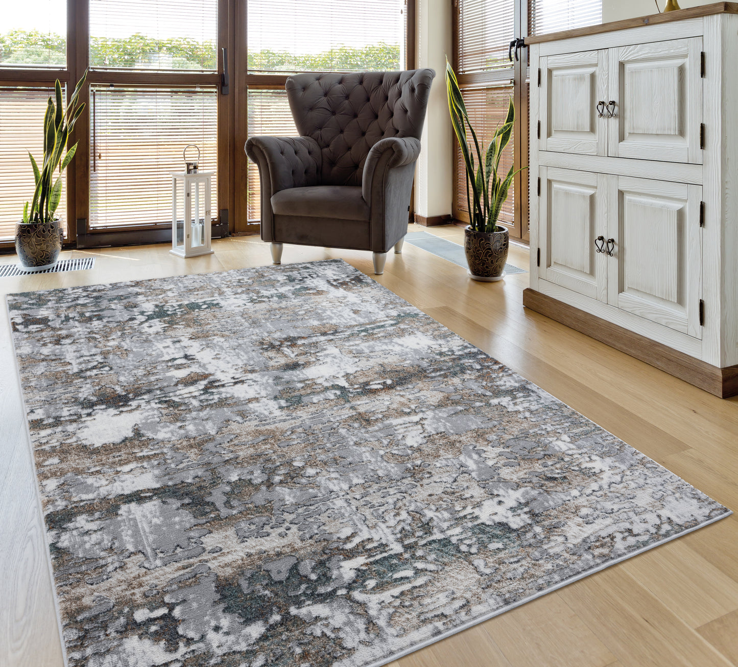 2640-Varina Synthetic Blend Indoor Area Rug by United Weavers