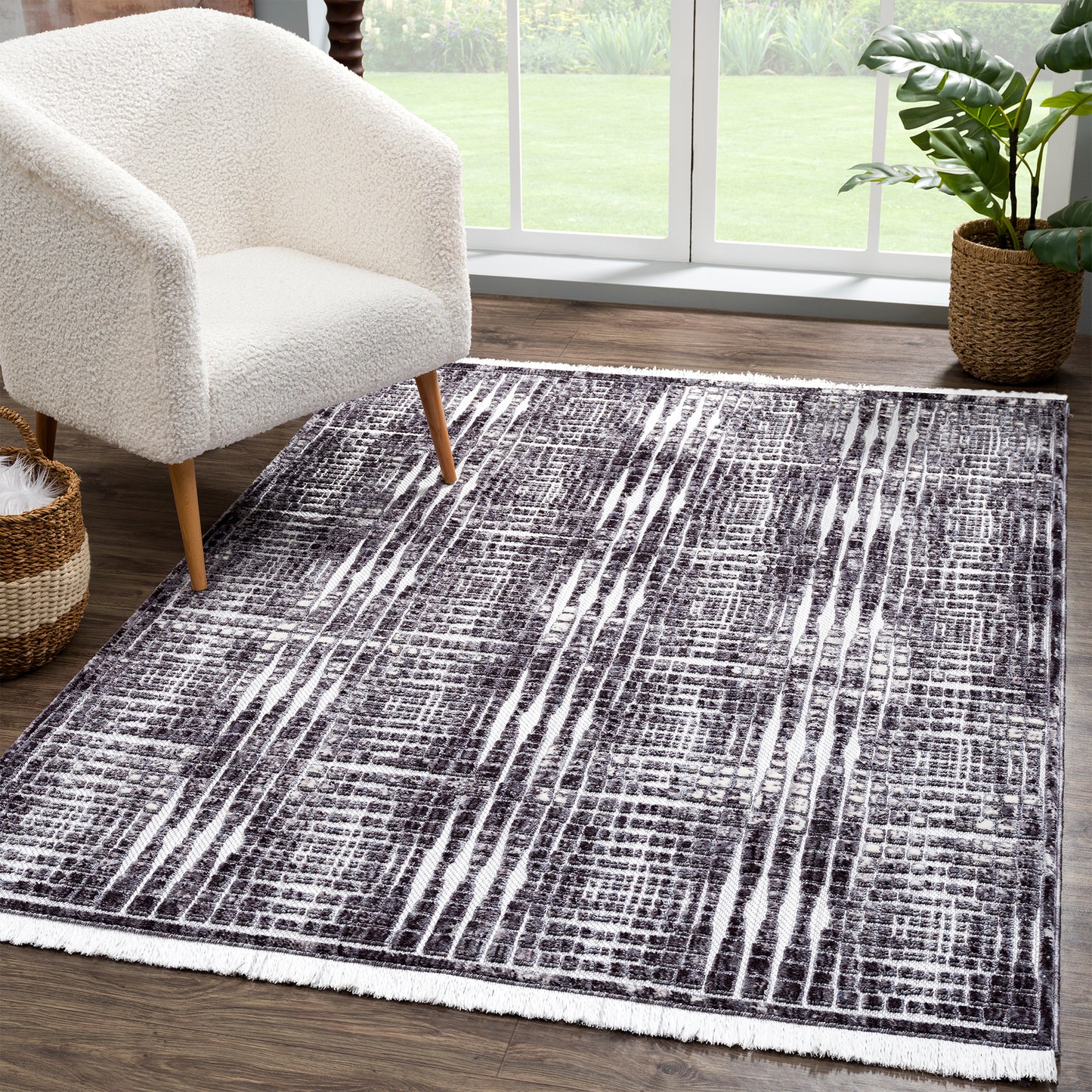 2920-Islan Synthetic Blend Indoor Area Rug by United Weavers