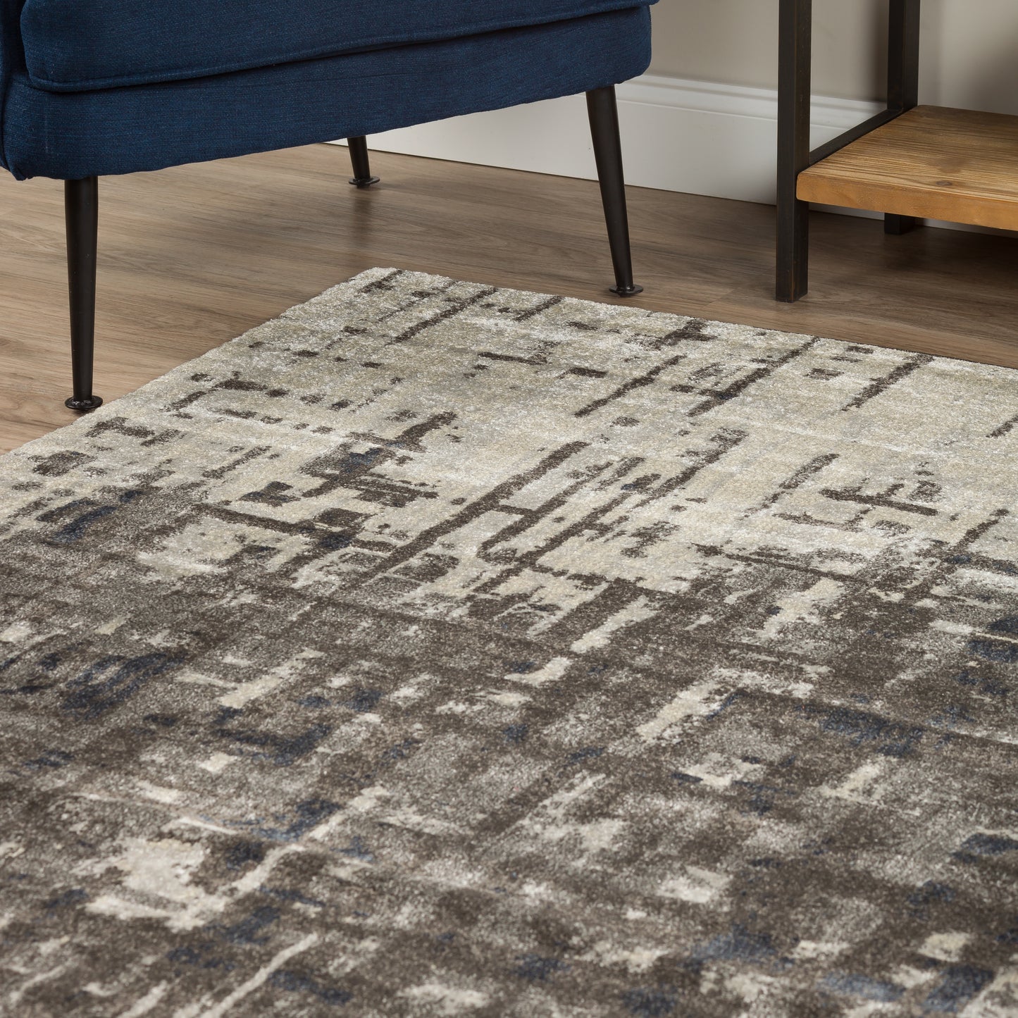 Upton UP1 Machine Woven Synthetic Blend Indoor Area Rug by Dalyn Rugs