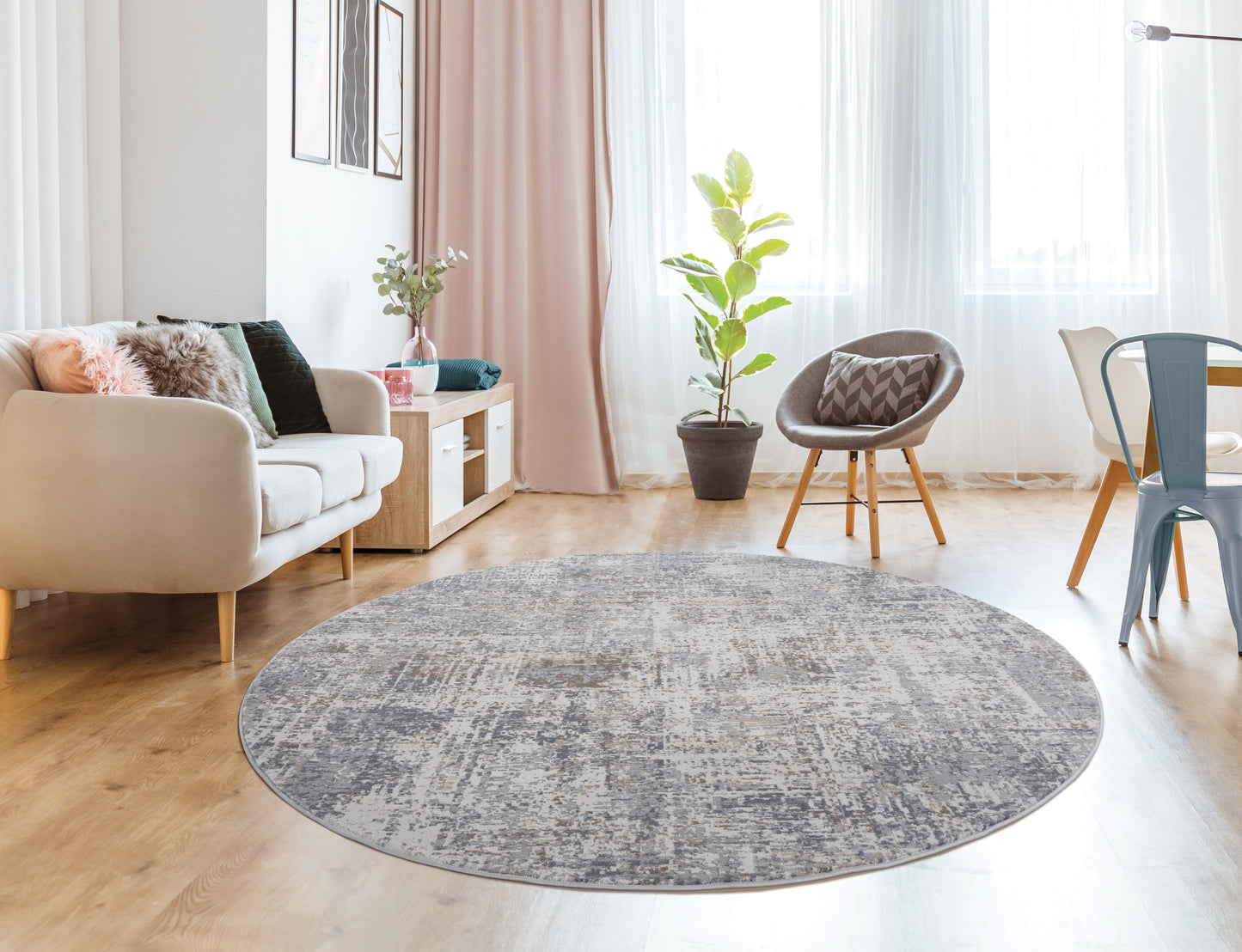 4540-Elegance Synthetic Blend Indoor Area Rug by United Weavers