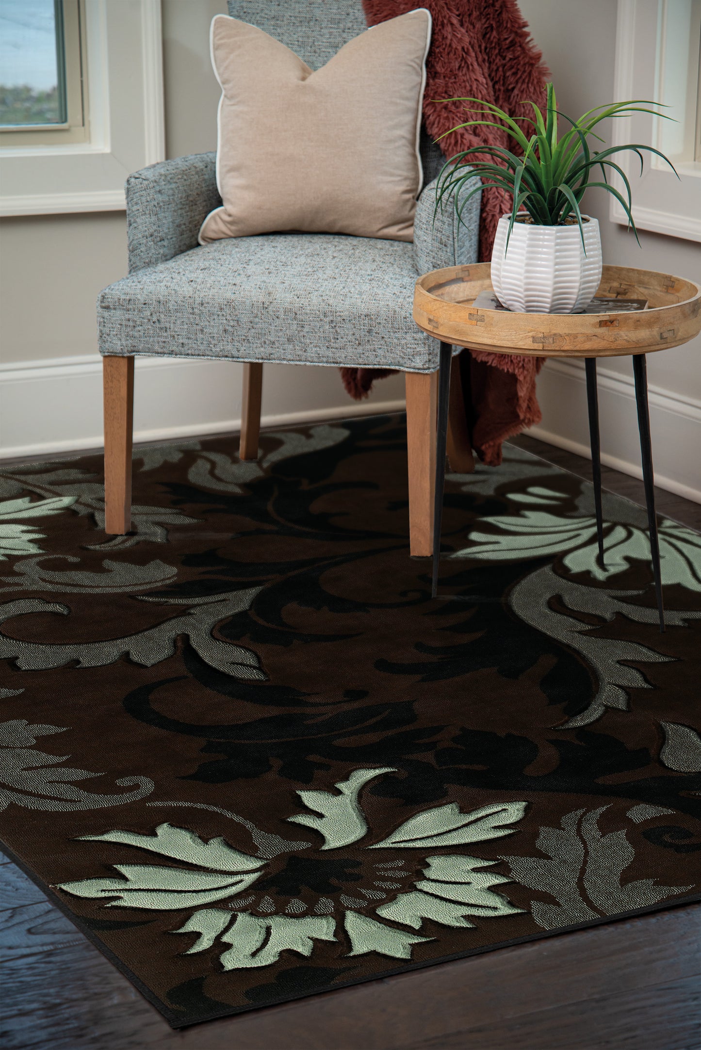 510-Orleans Synthetic Blend Indoor Area Rug by United Weavers