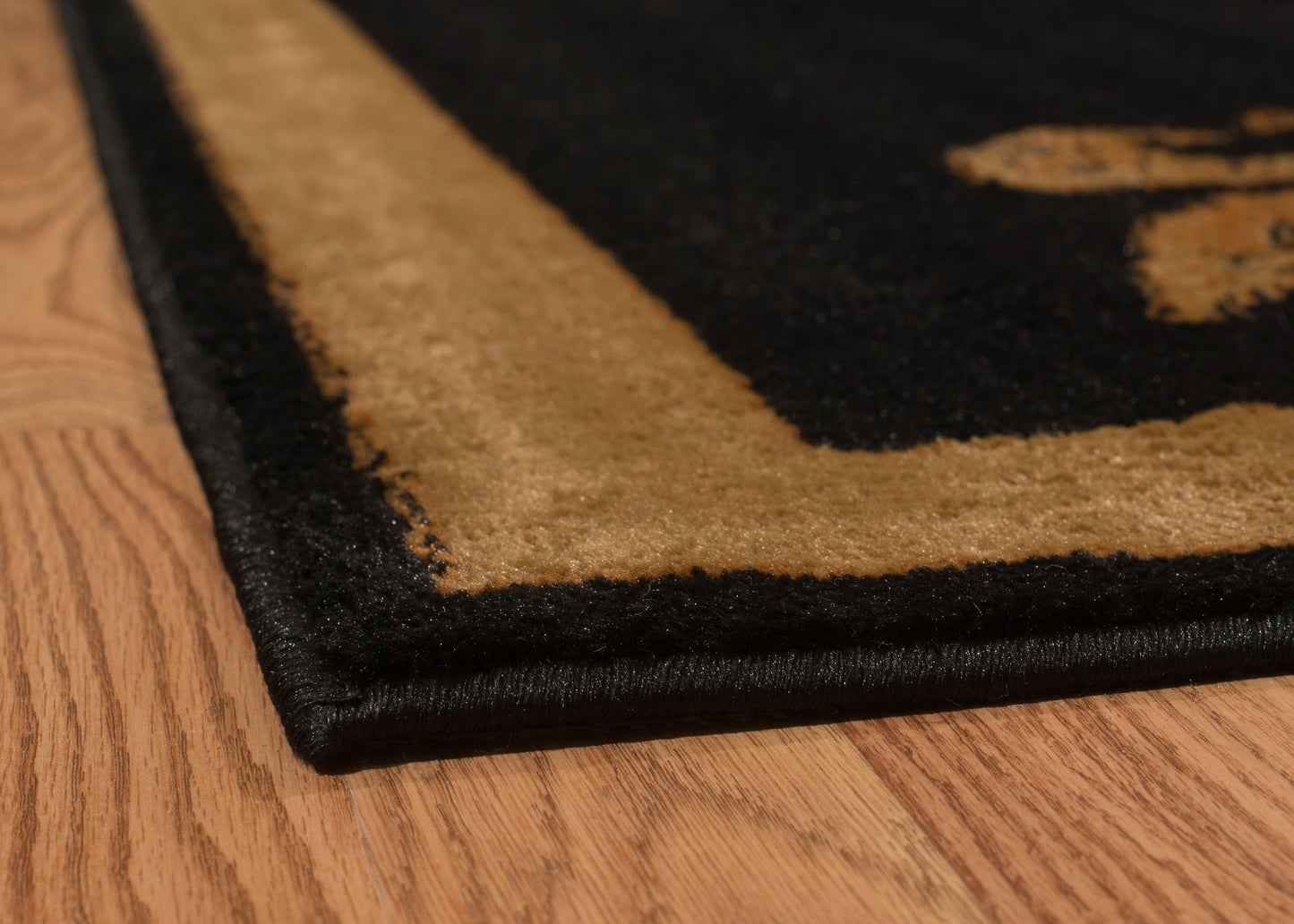 750-FDL Synthetic Blend Indoor Area Rug by United Weavers