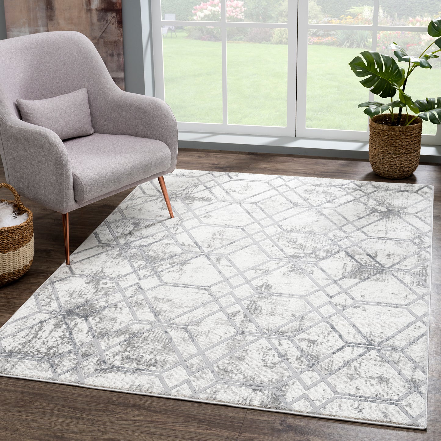 770-Broadway Synthetic Blend Indoor Area Rug by United Weavers