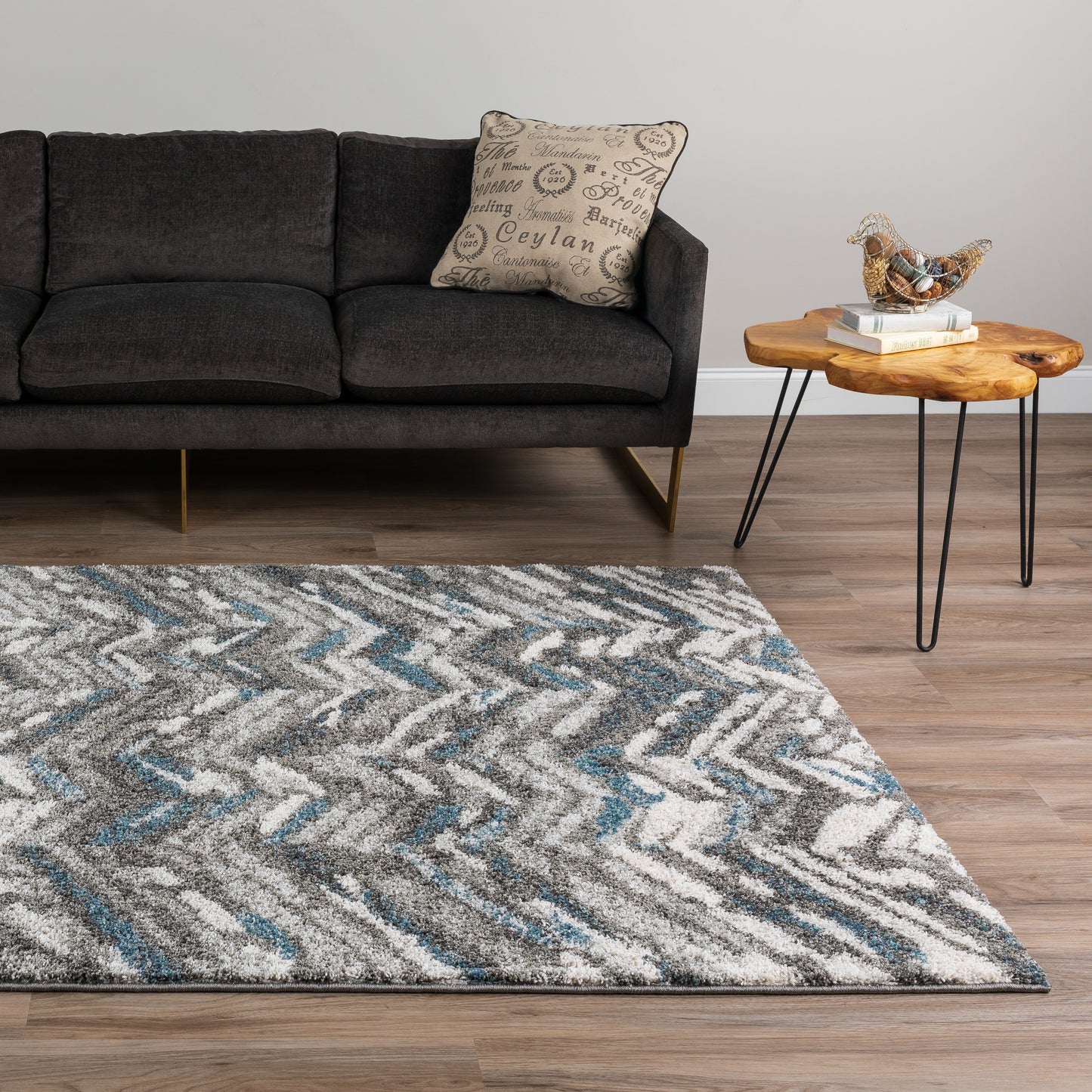 Rocco RC4 Machine Made Synthetic Blend Indoor Area Rug by Dalyn Rugs