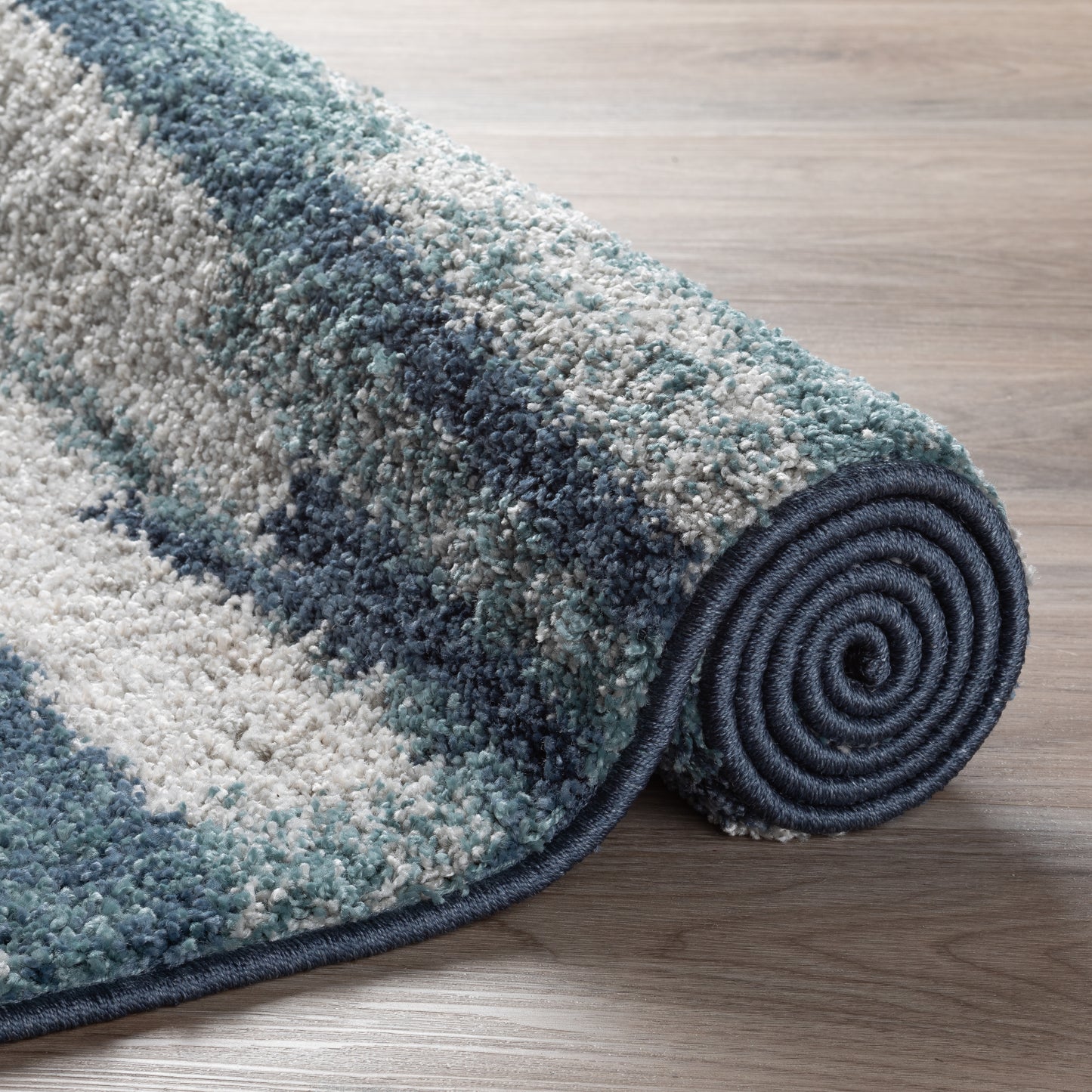 Rocco RC7 Machine Made Synthetic Blend Indoor Area Rug by Dalyn Rugs