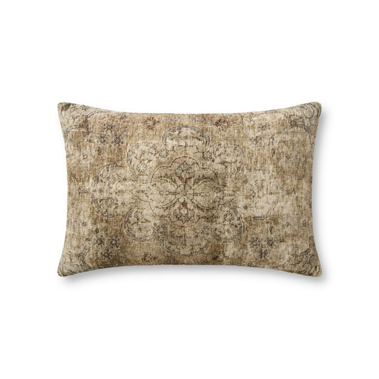 Pillows PLL0096 Synthetic Blend Indoor Pillow from Loloi
