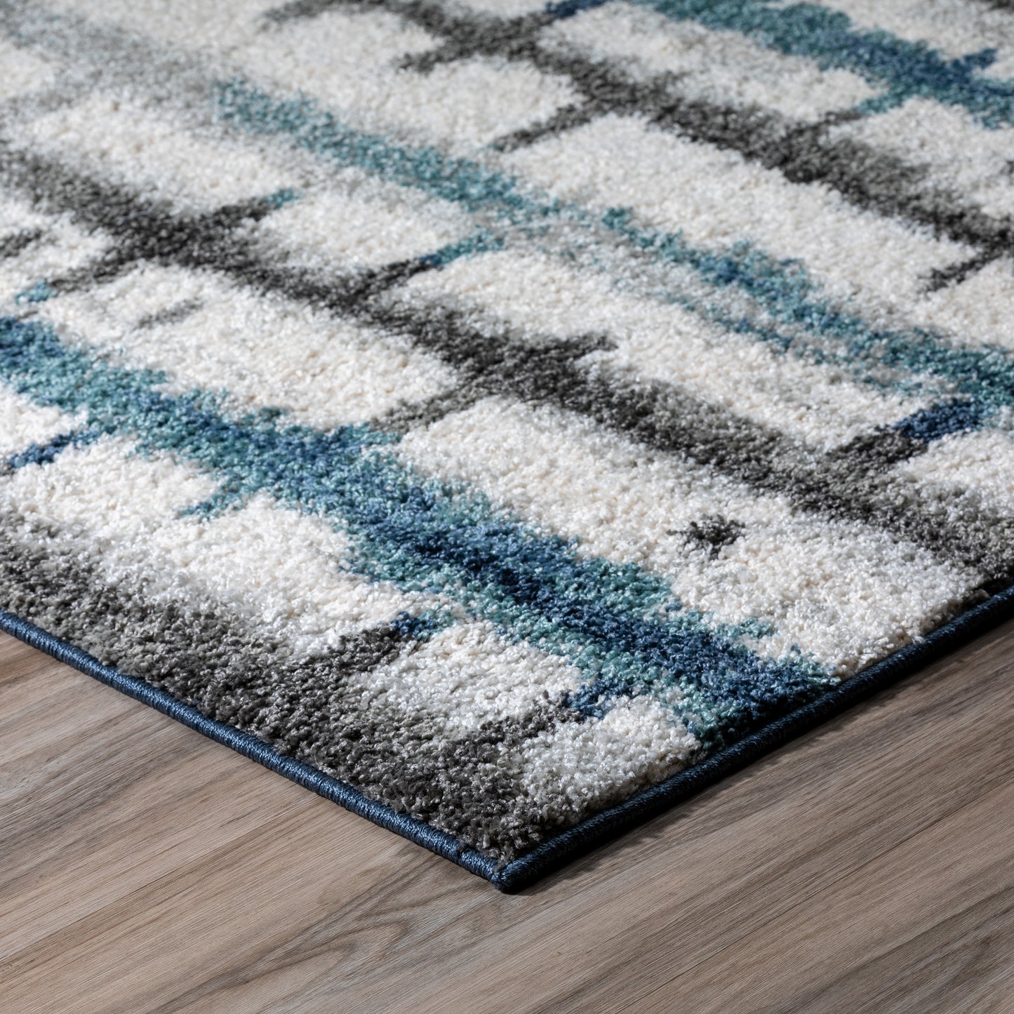 Rocco RC2 Machine Made Synthetic Blend Indoor Area Rug by Dalyn Rugs