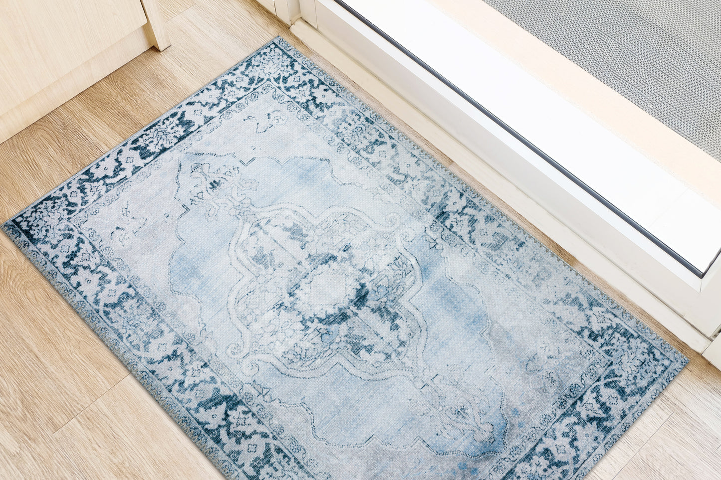 Amanti AM1 Machine Woven Synthetic Blend Indoor Area Rug by Dalyn Rugs