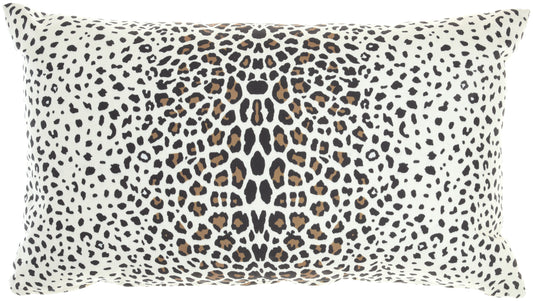 Outdoor Pillows GT120 Synthetic Blend Leopard Throw Pillow From Mina Victory By Nourison Rugs
