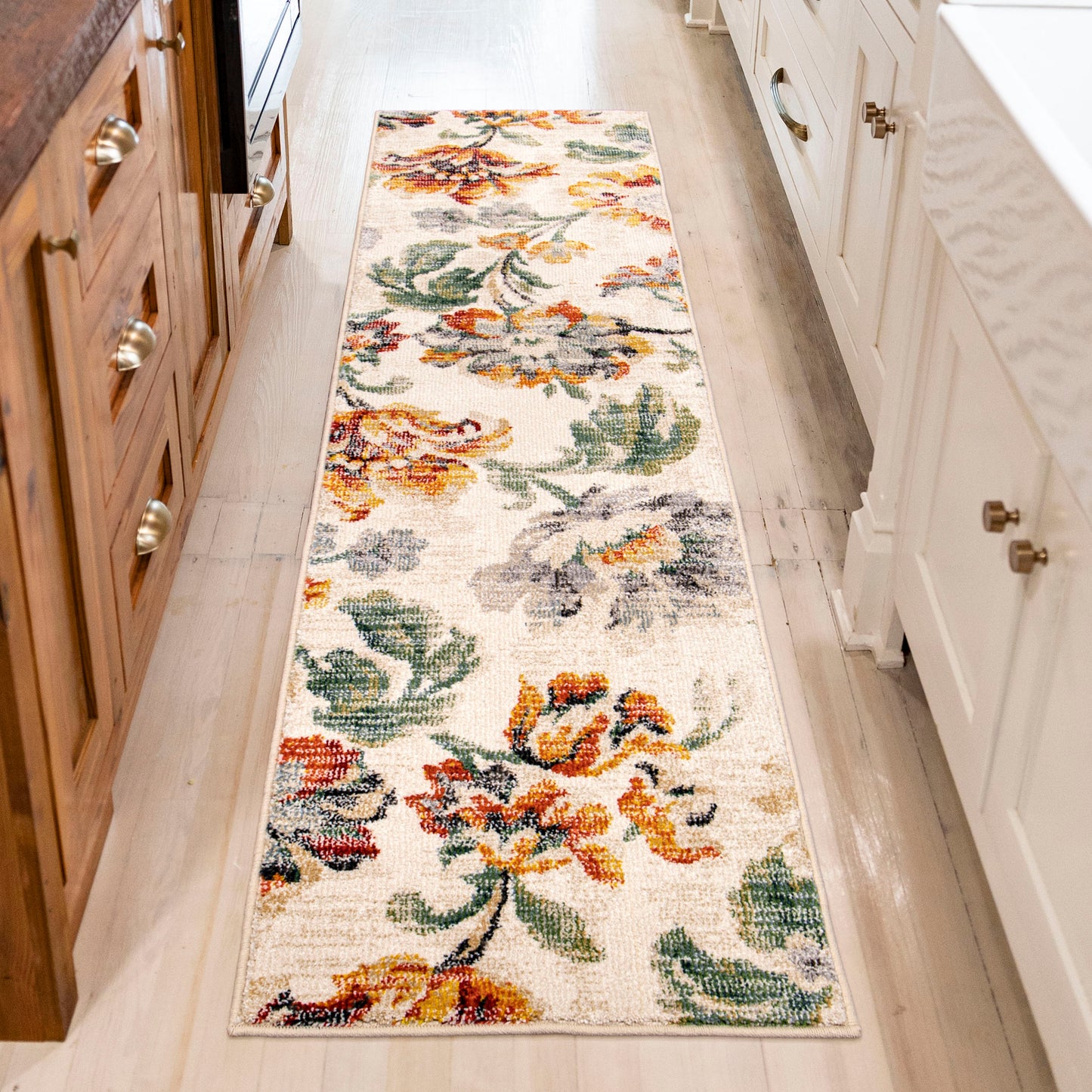 Orian Rugs Simply Southern Cottage Franklin Floral ASC/FRAF Multi Distressed Area Rug