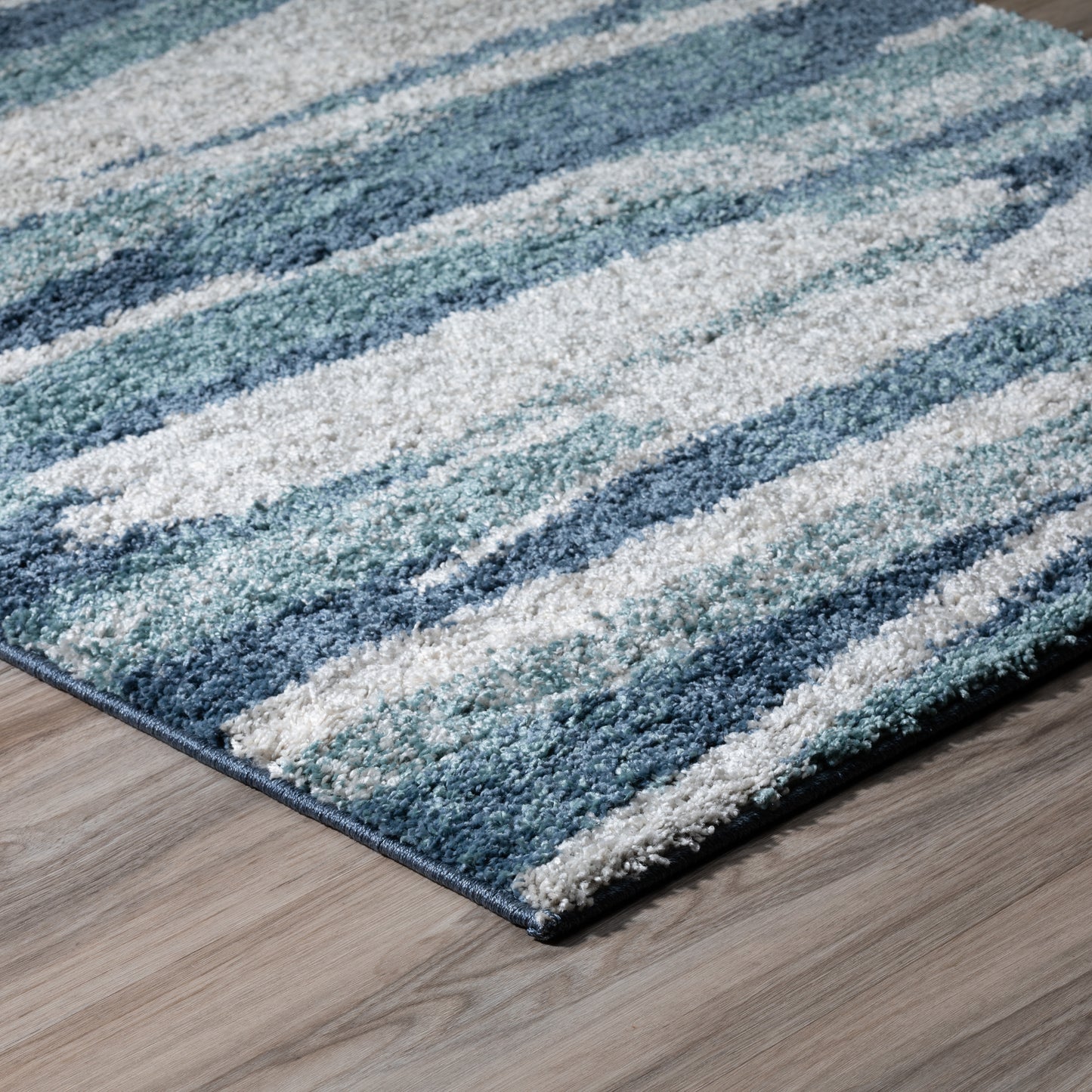 Rocco RC7 Machine Made Synthetic Blend Indoor Area Rug by Dalyn Rugs