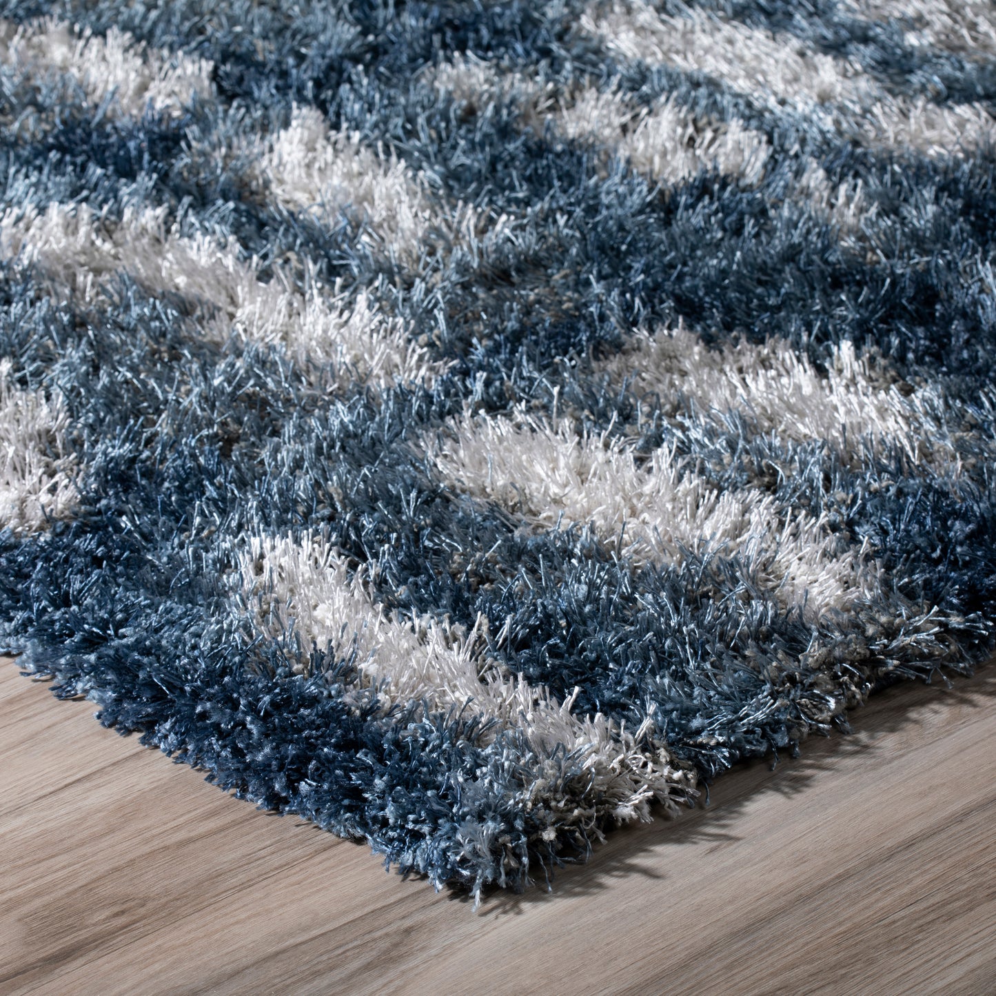 Arturro AT13 Machine Made Synthetic Blend Indoor Area Rug by Dalyn Rugs