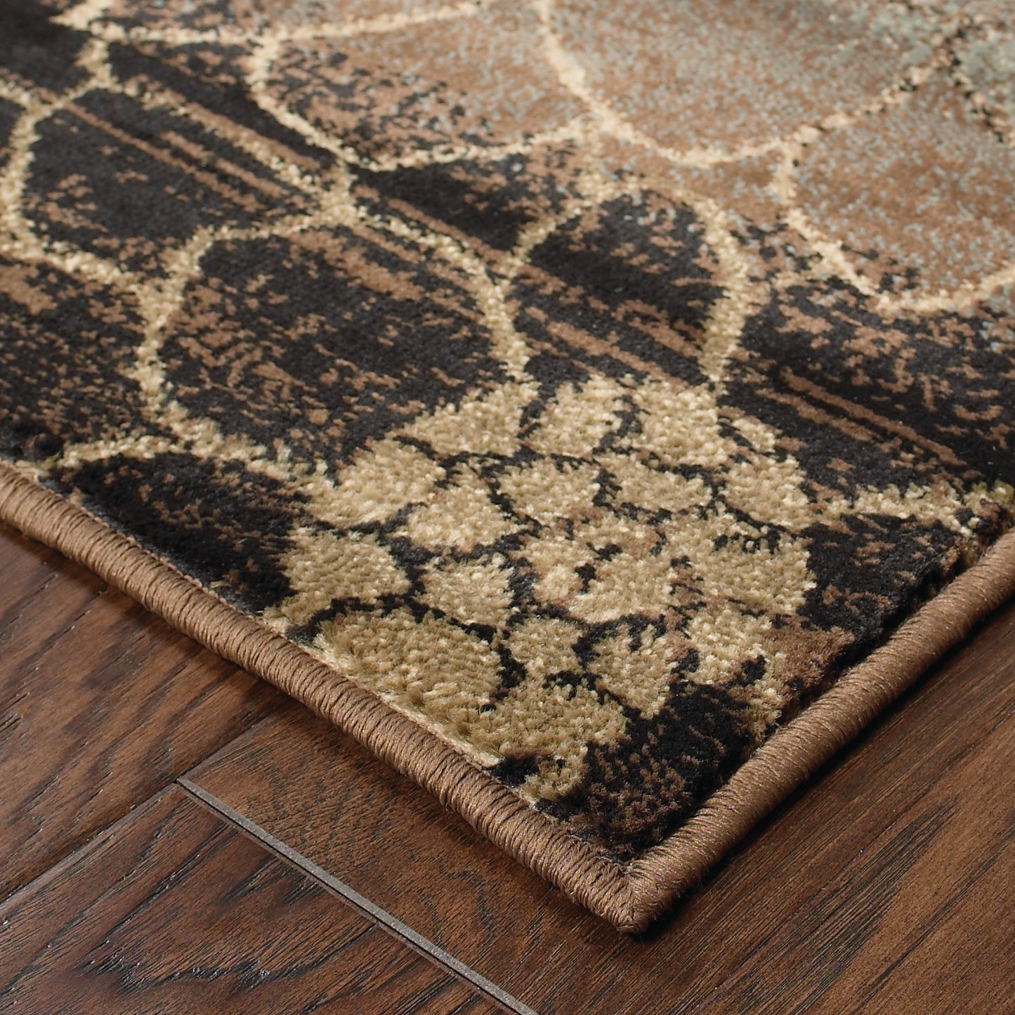 HUDSON Floral Power-Loomed Synthetic Blend Indoor Area Rug by Oriental Weavers