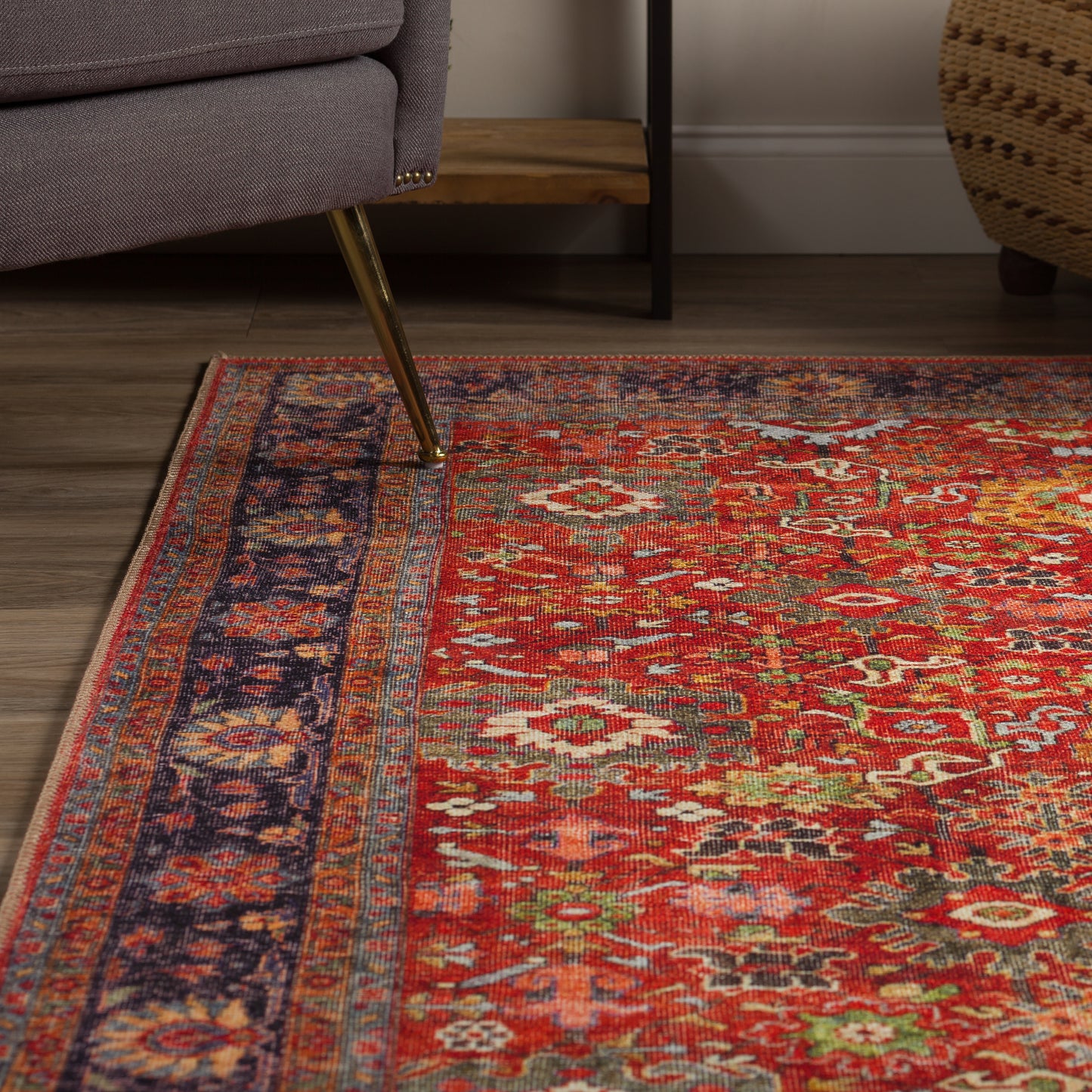 Amanti AM1 Machine Woven Synthetic Blend Indoor Area Rug by Dalyn Rugs