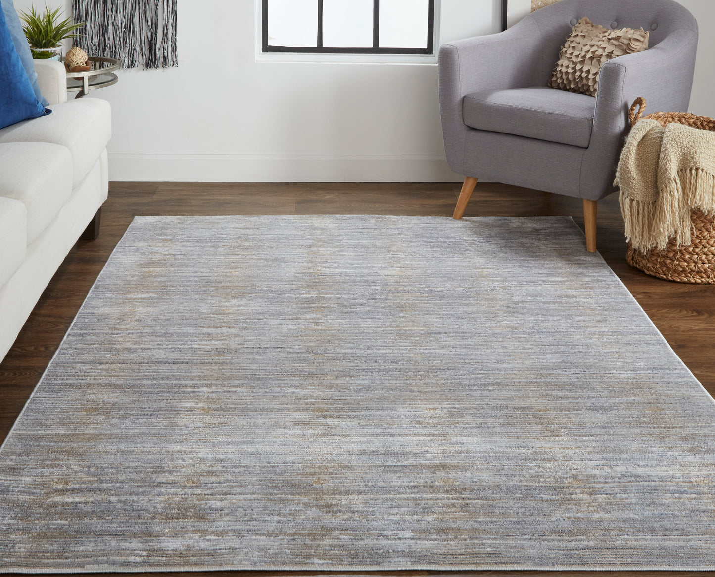 Laina 39GAF Power Loomed Synthetic Blend Indoor Area Rug by Feizy Rugs