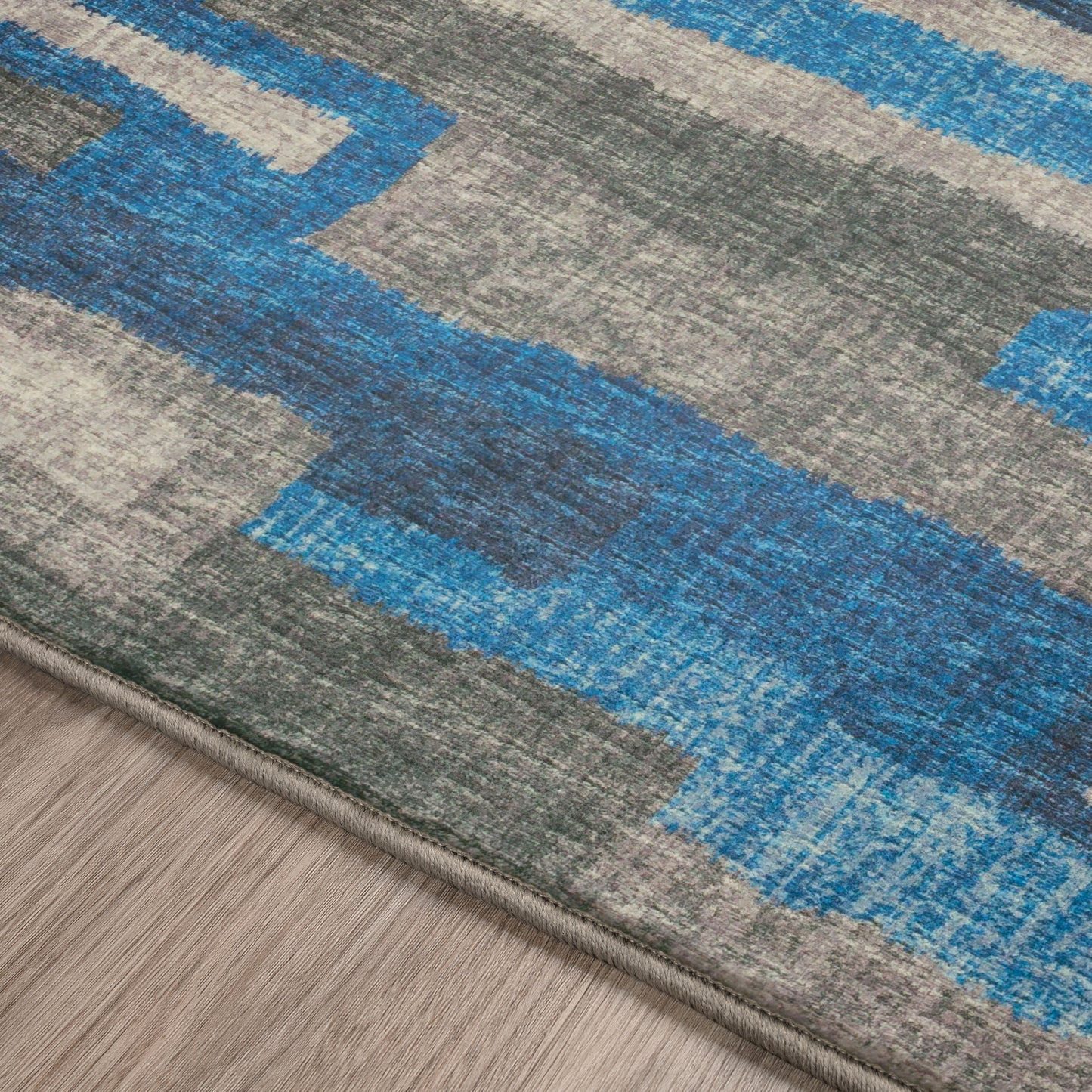 Brisbane BR7 Machine Made Synthetic Blend Indoor Area Rug by Dalyn Rugs