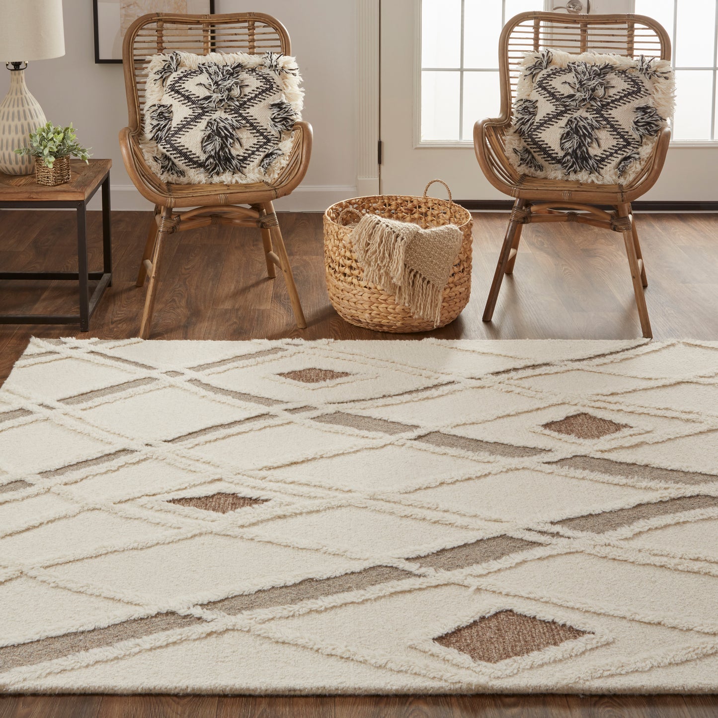 Anica 8008F Hand Tufted Wool Indoor Area Rug by Feizy Rugs