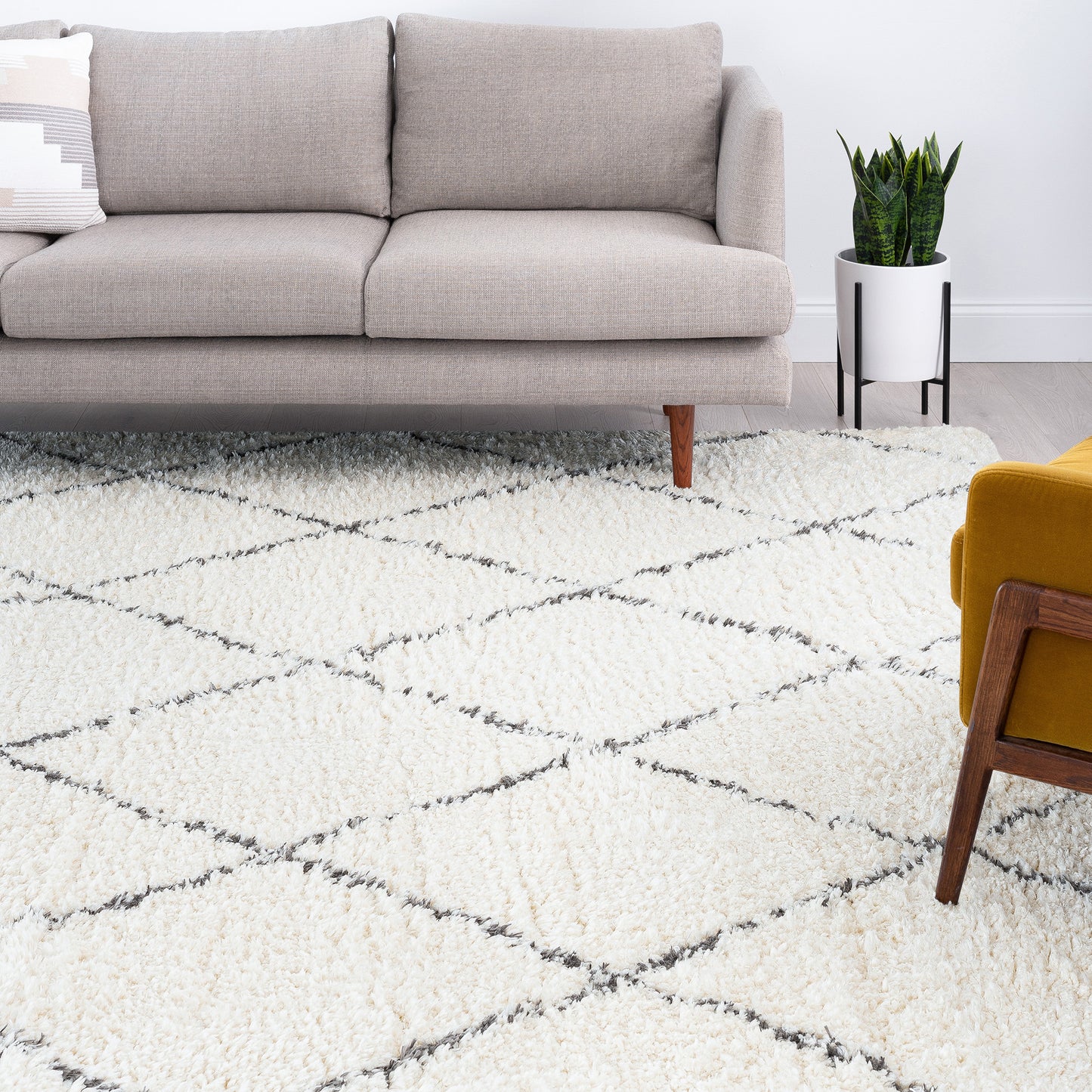 Heavenly Shag-HEA11 Cut Pile Synthetic Blend Indoor Area Rug by Tayse Rugs