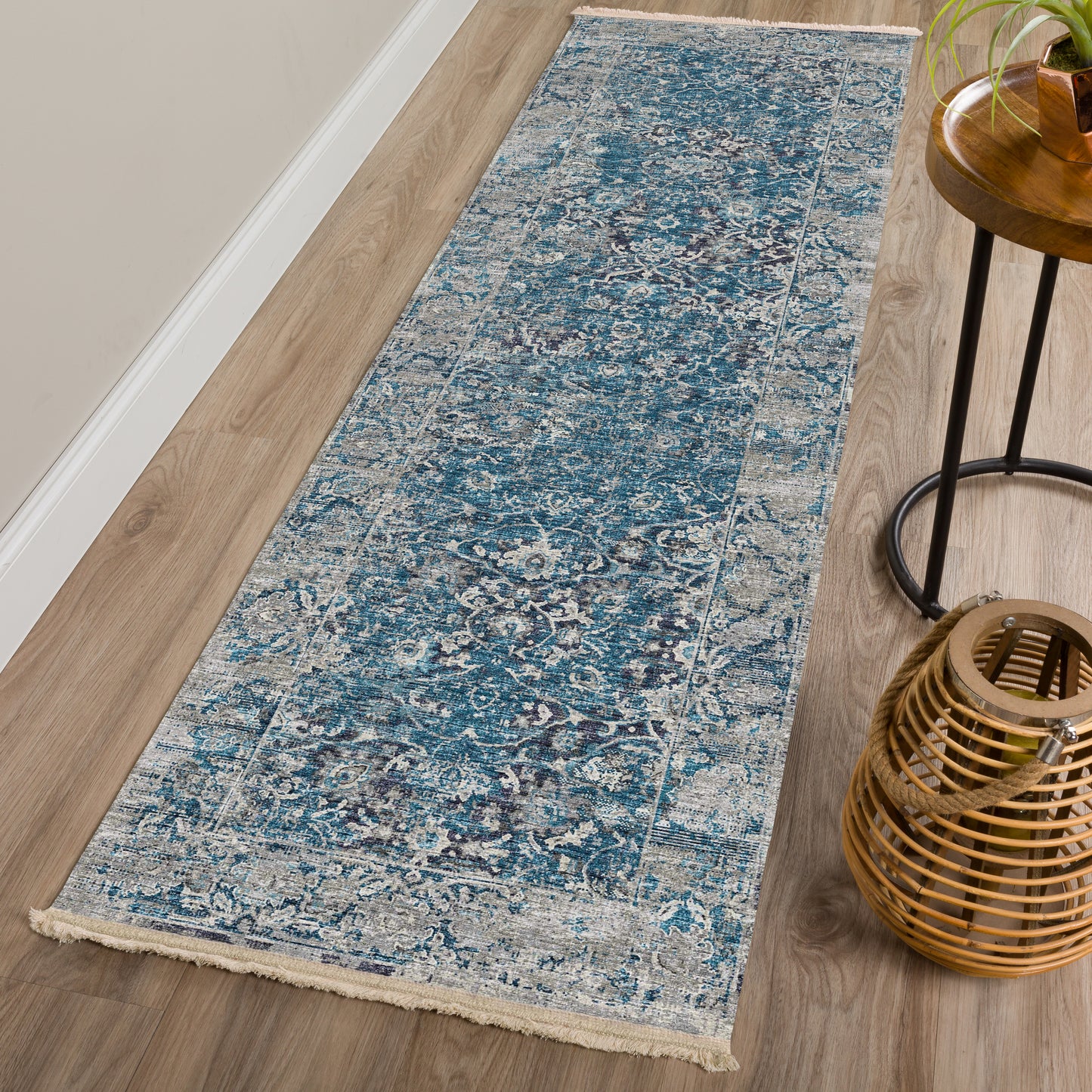 Marbella MB2 Machine Made Synthetic Blend Indoor Area Rug by Dalyn Rugs