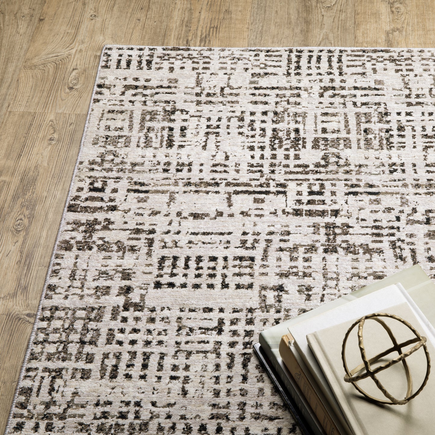 NEBULOUS Geometric Power-Loomed Synthetic Blend Indoor Area Rug by Oriental Weavers