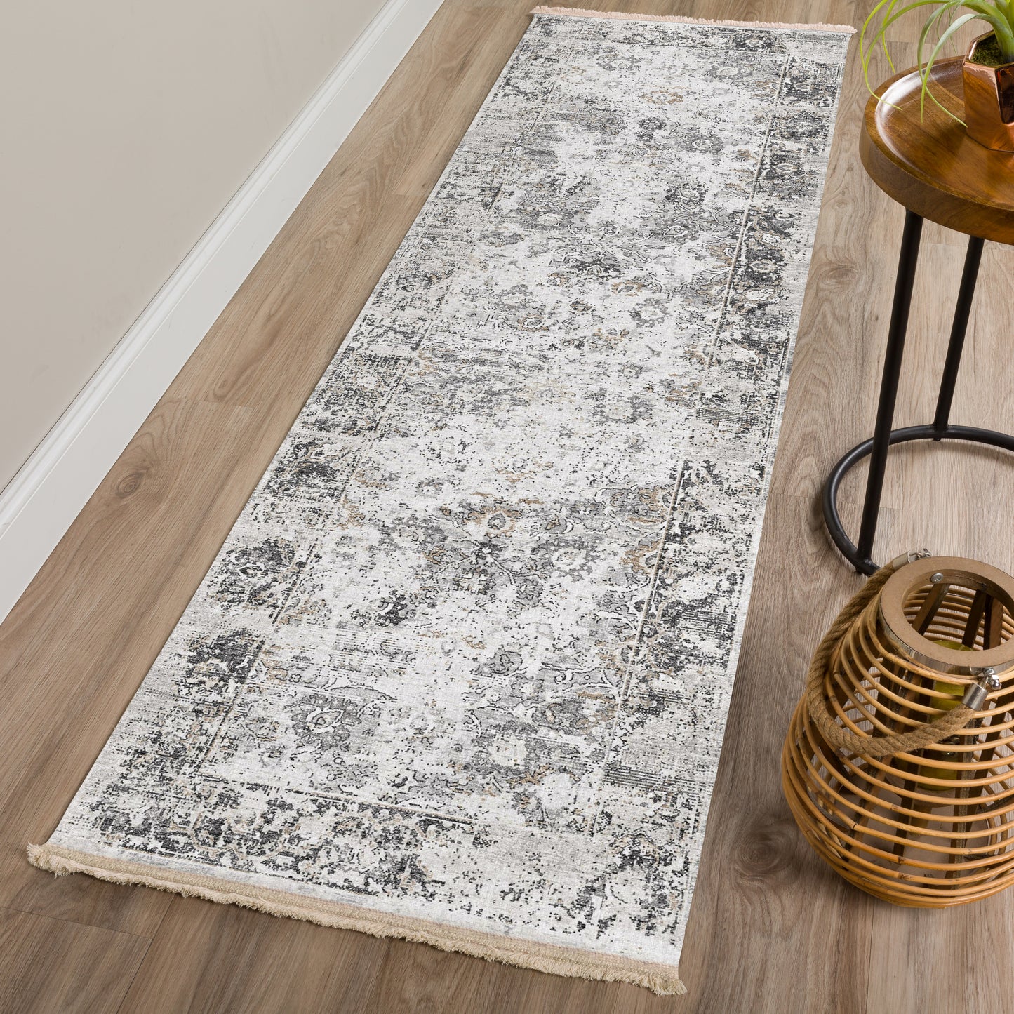 Marbella MB2 Machine Made Synthetic Blend Indoor Area Rug by Dalyn Rugs