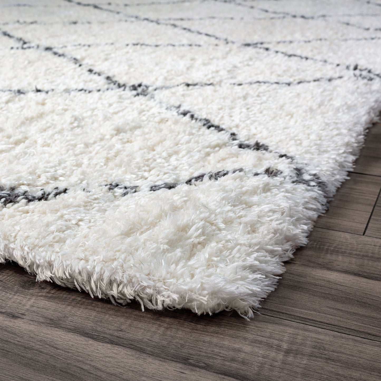 Heavenly Shag-HEA11 Cut Pile Synthetic Blend Indoor Area Rug by Tayse Rugs