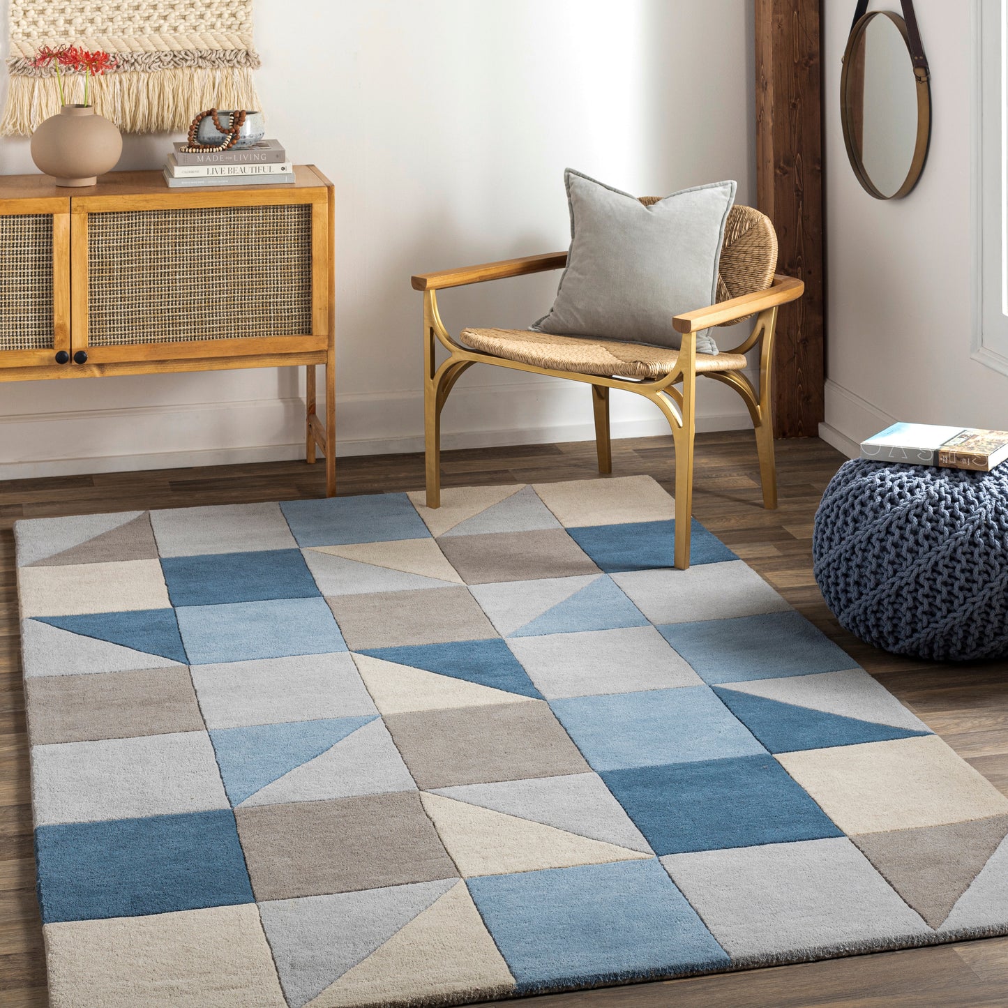 Queens 26238 Hand Tufted Wool Indoor Area Rug by Surya Rugs