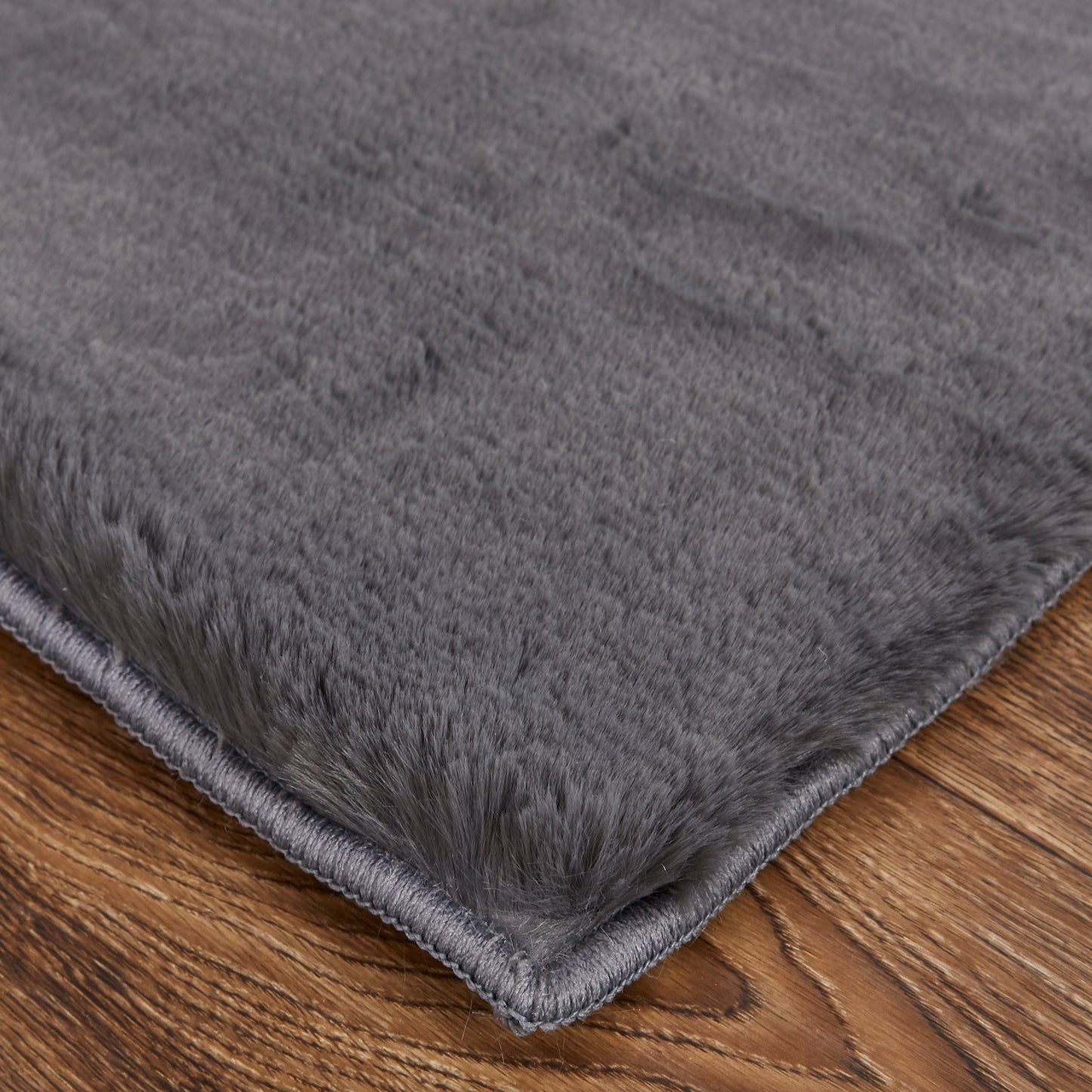 Luxe Velour 4506F Machine Made Synthetic Blend Indoor Area Rug by Feizy Rugs